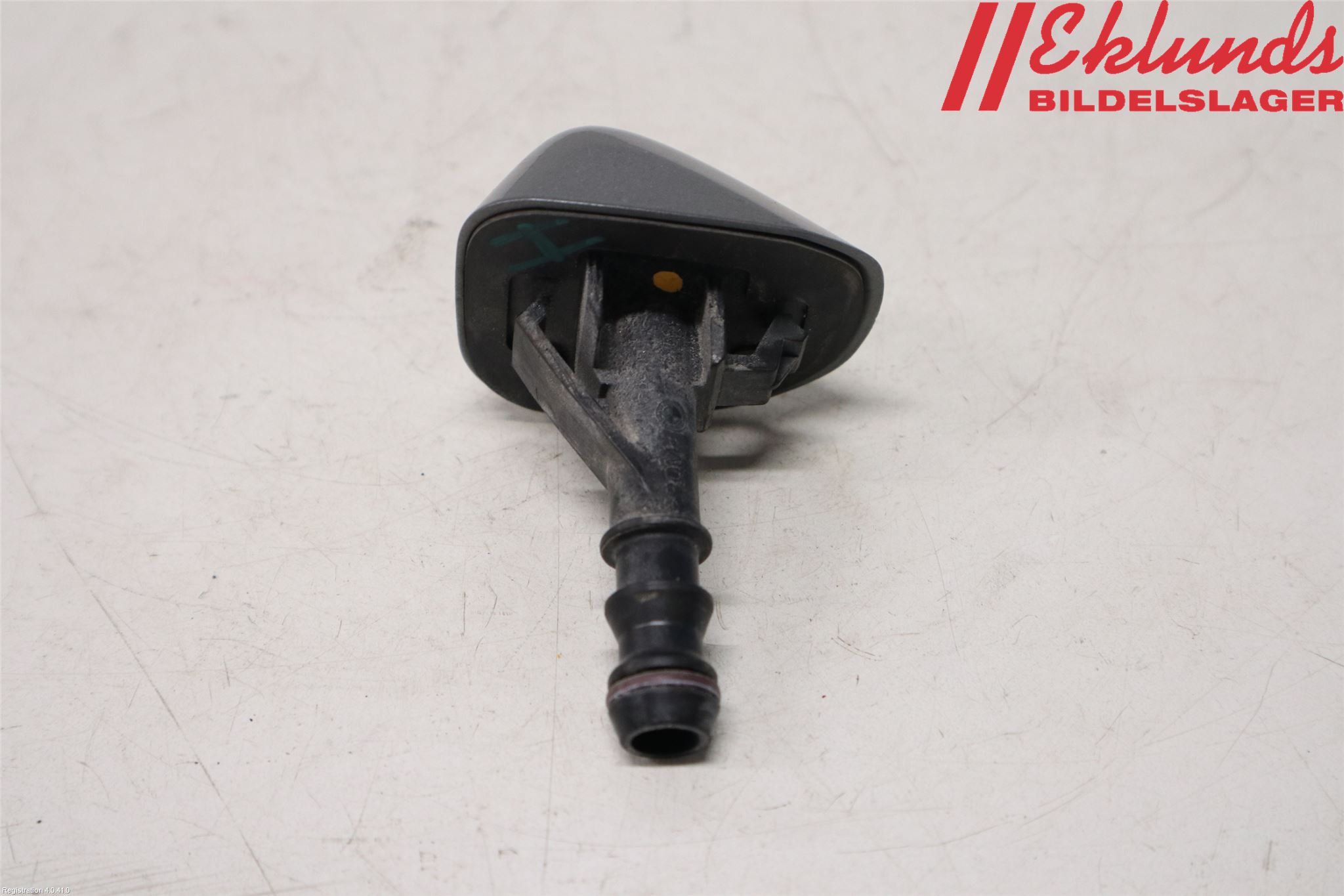 BMW 1 E87/81 5D/3D 03-11 Spolarmunstycke Strålkastare