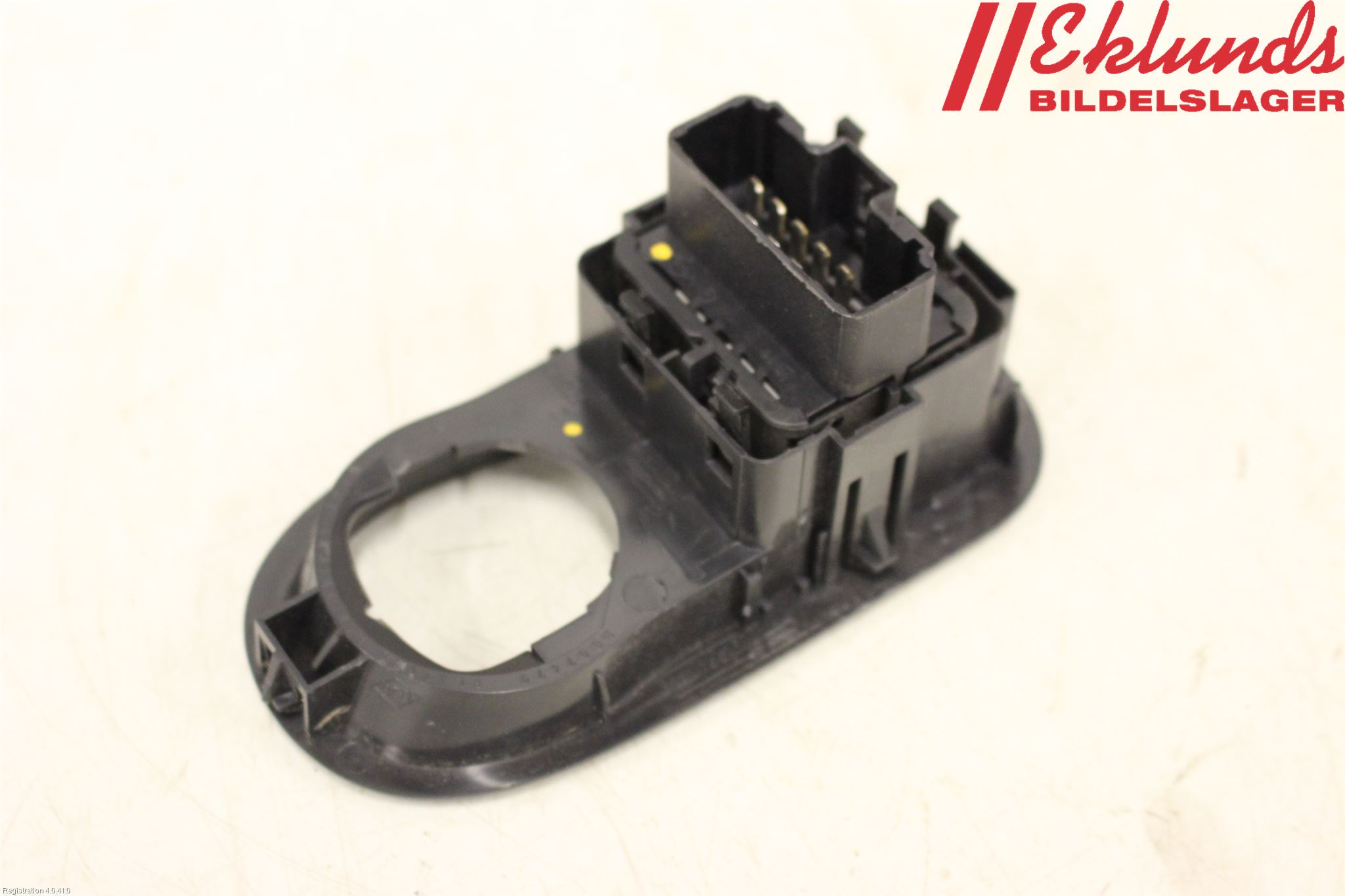 Renault TRAFIC/E-TECH 15- Strömställare Elhiss