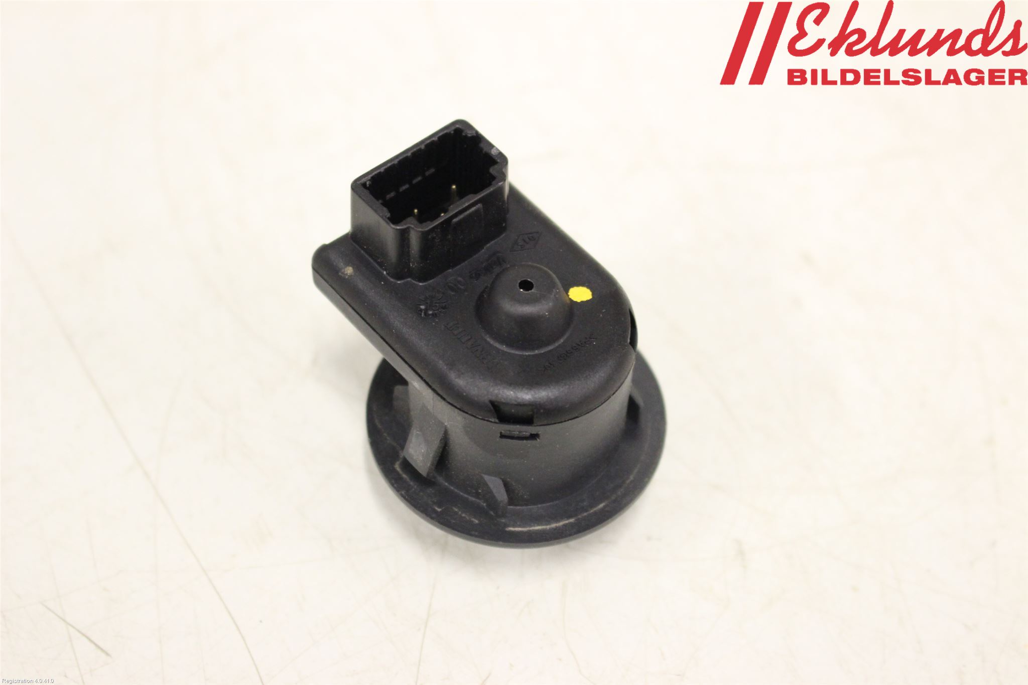 Renault TRAFIC/E-TECH 15- Strömställare Spegel