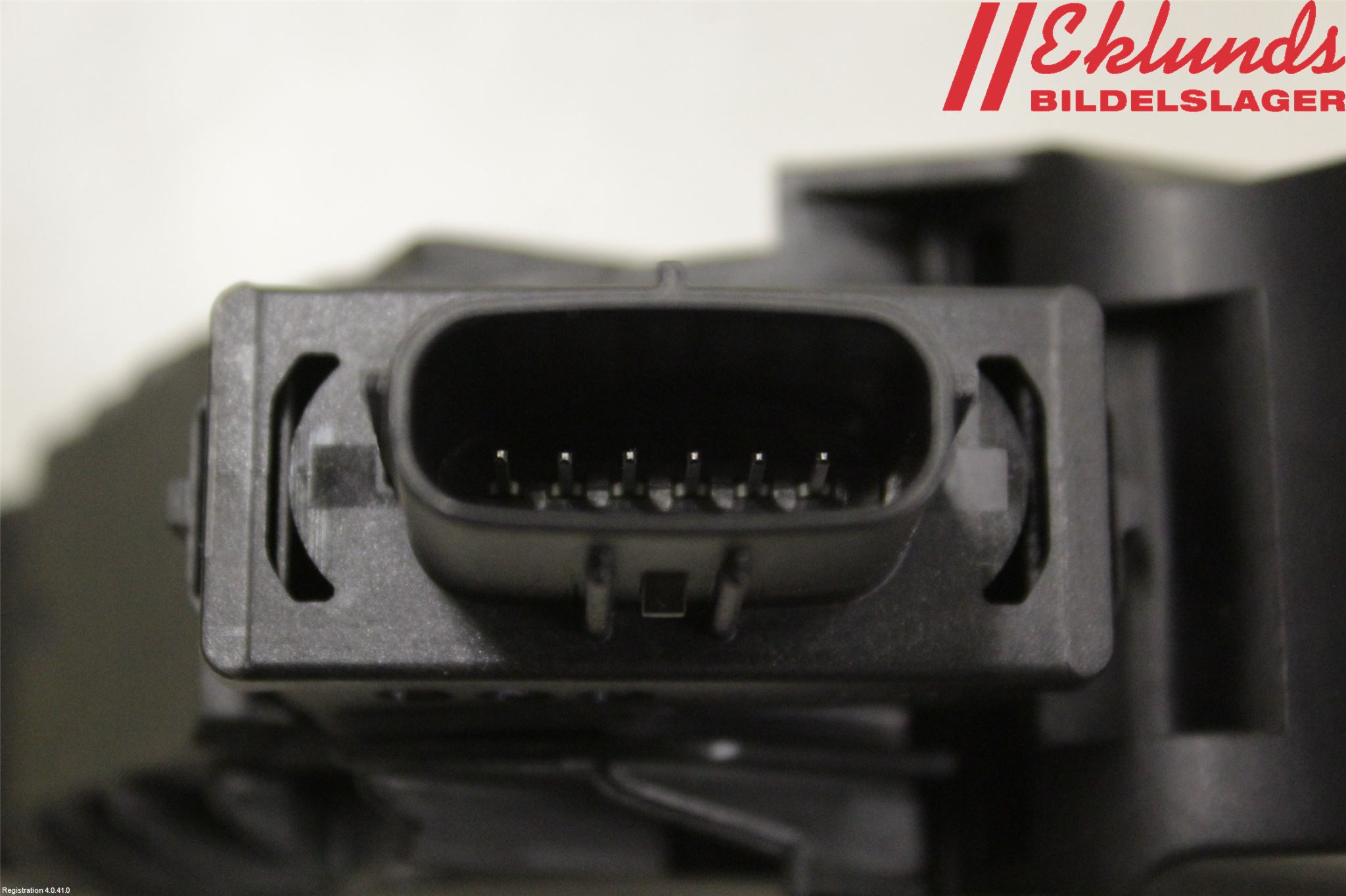 Kia STONIC 18->> Gaspedal