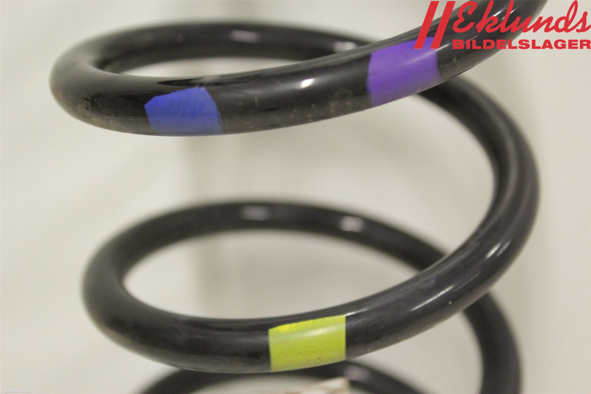 Kia STONIC 18->> Fjäder Bak