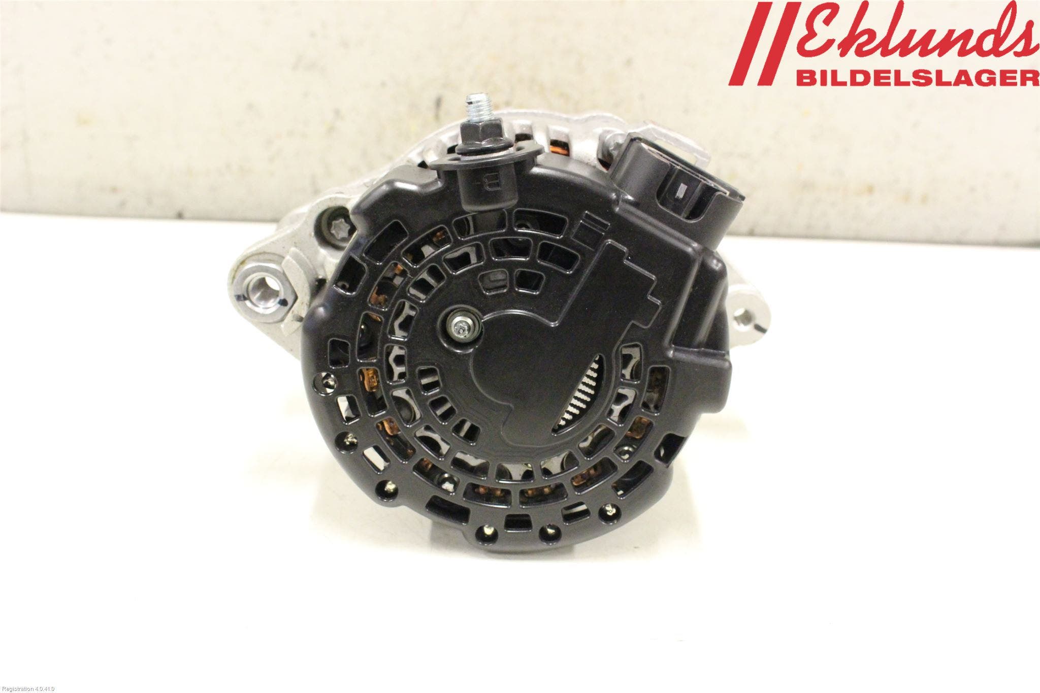 Kia STONIC 18->> Generator