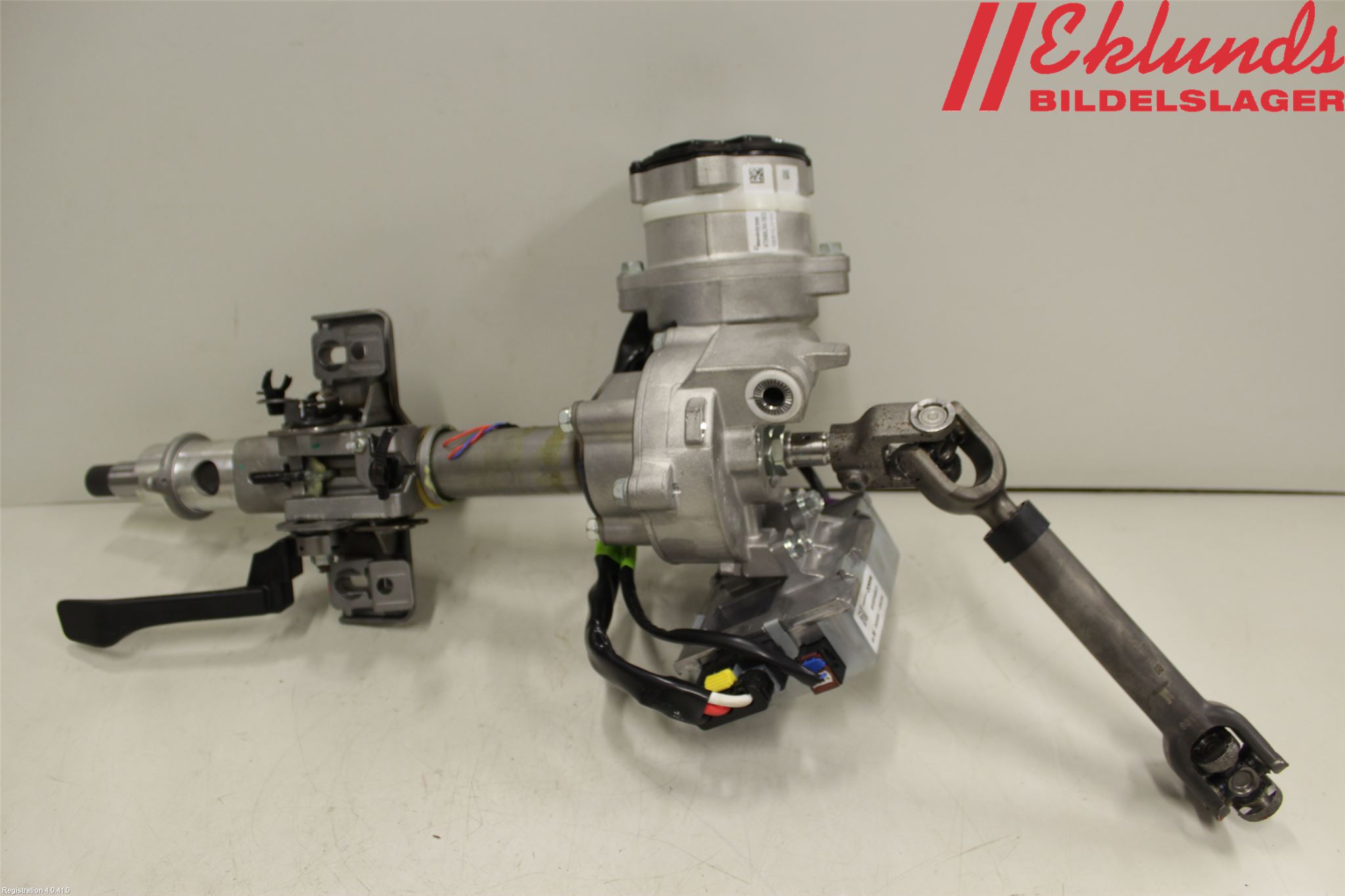 Kia STONIC 18->> Rattaxelagg Med Inb Servo