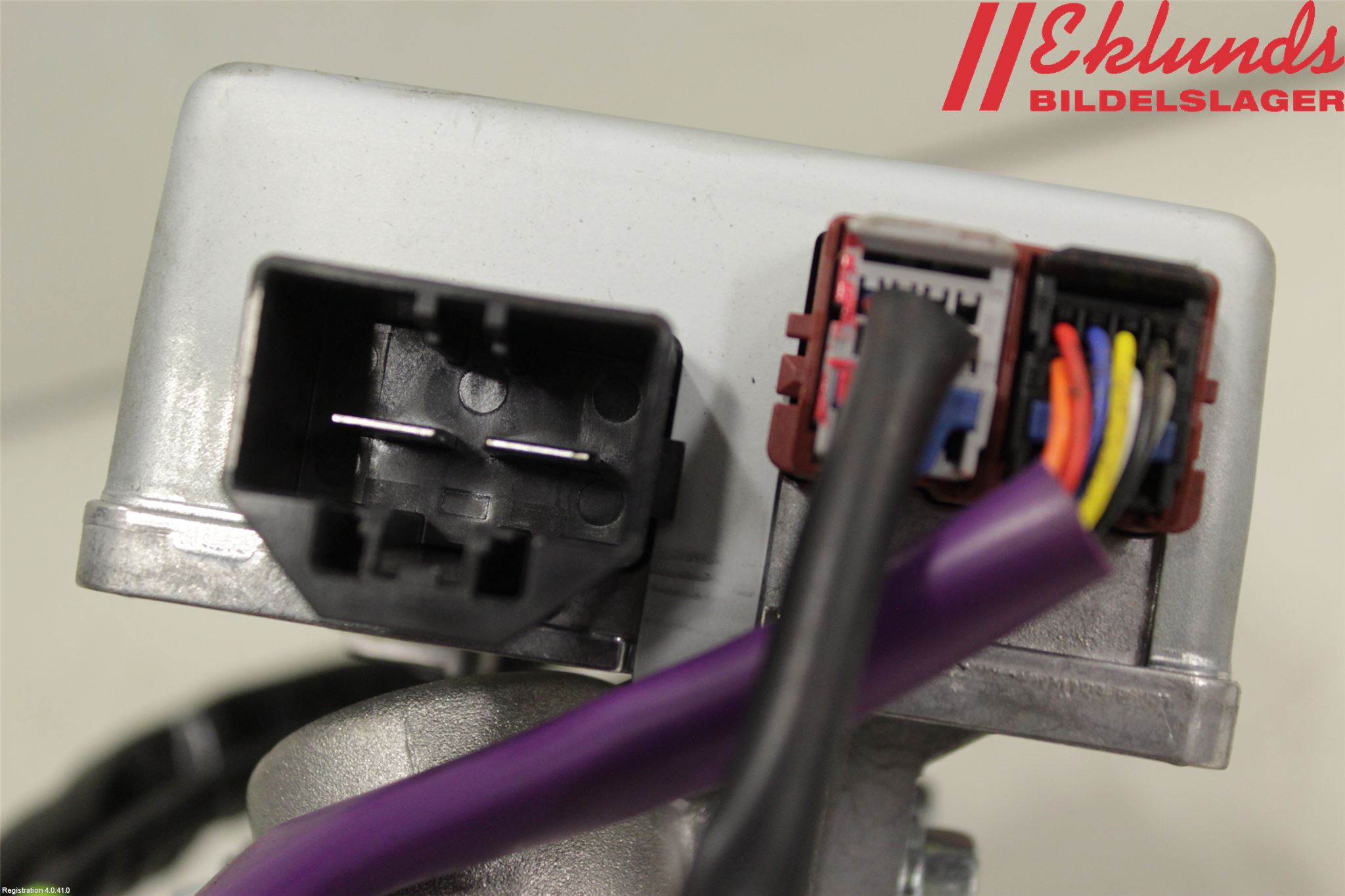 Kia STONIC 18->> Rattaxelagg Med Inb Servo