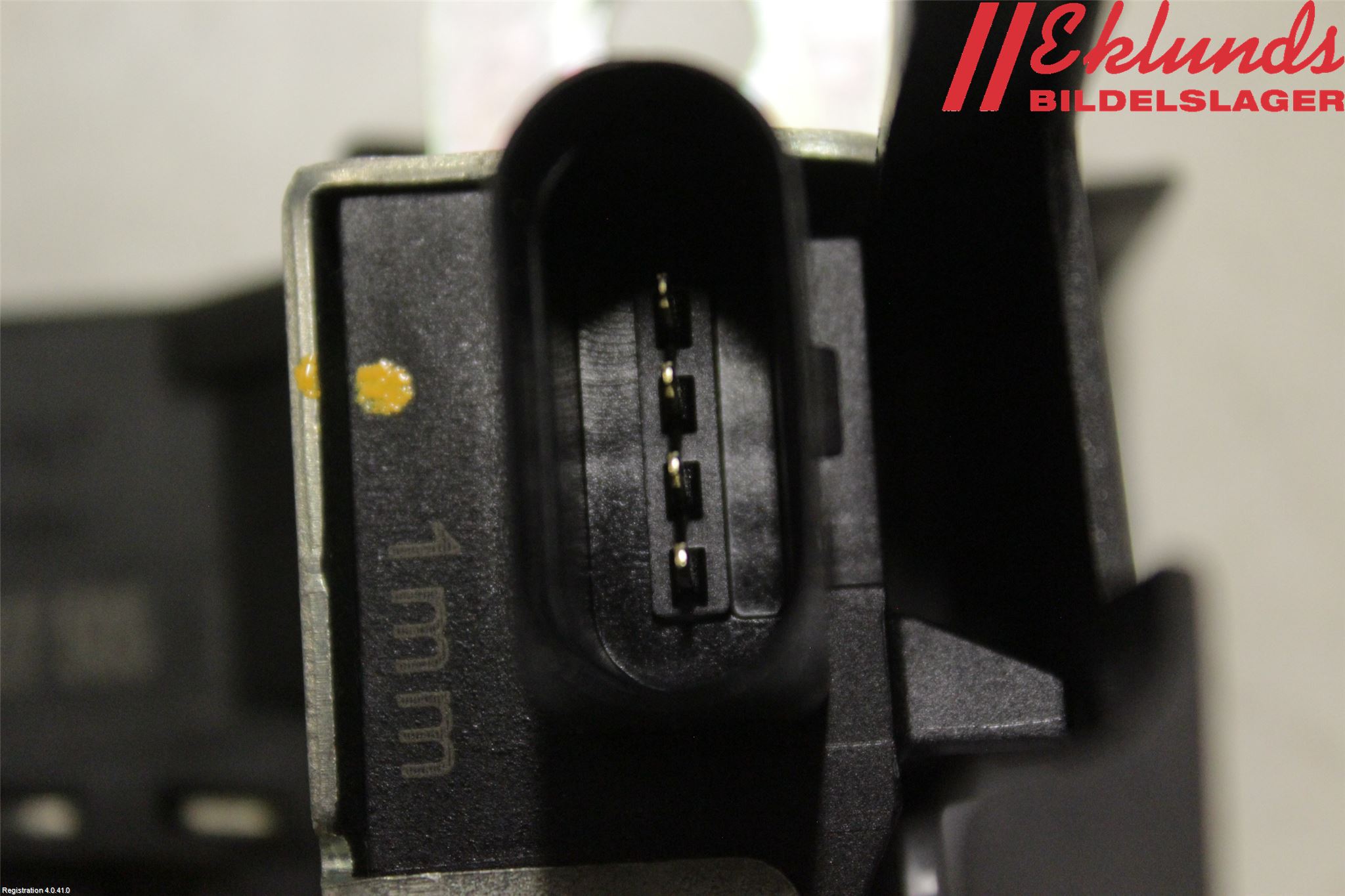 Volkswagen VW GOLF / E-GOLF VII 13-20 Låskista Baklucka