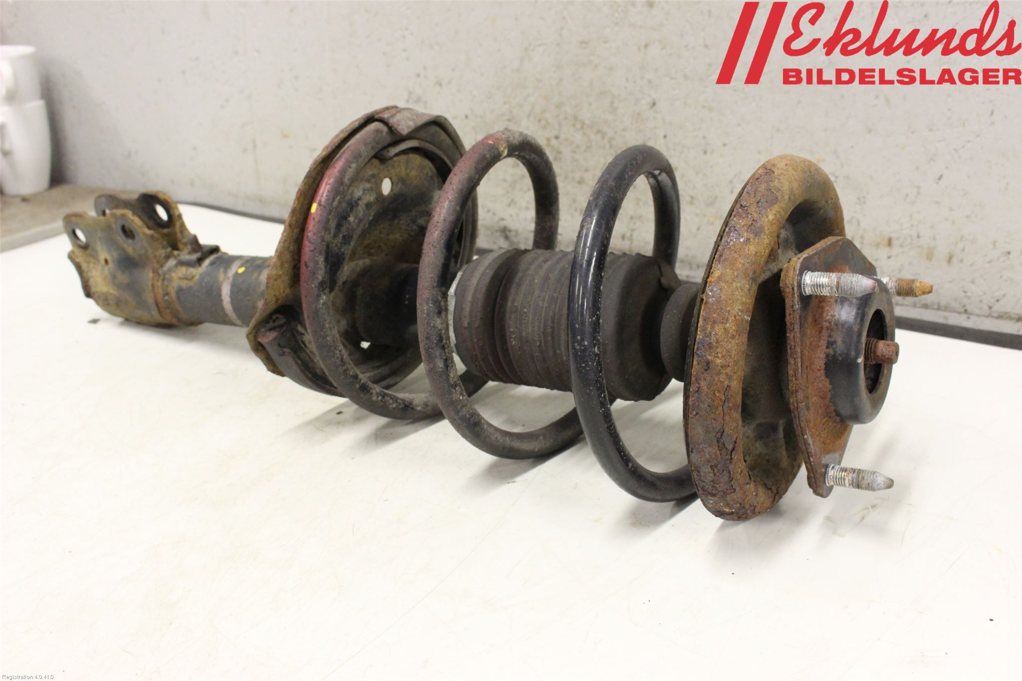 Mitsubishi OUTLANDER 07-12 Fjäderben Fram Höger