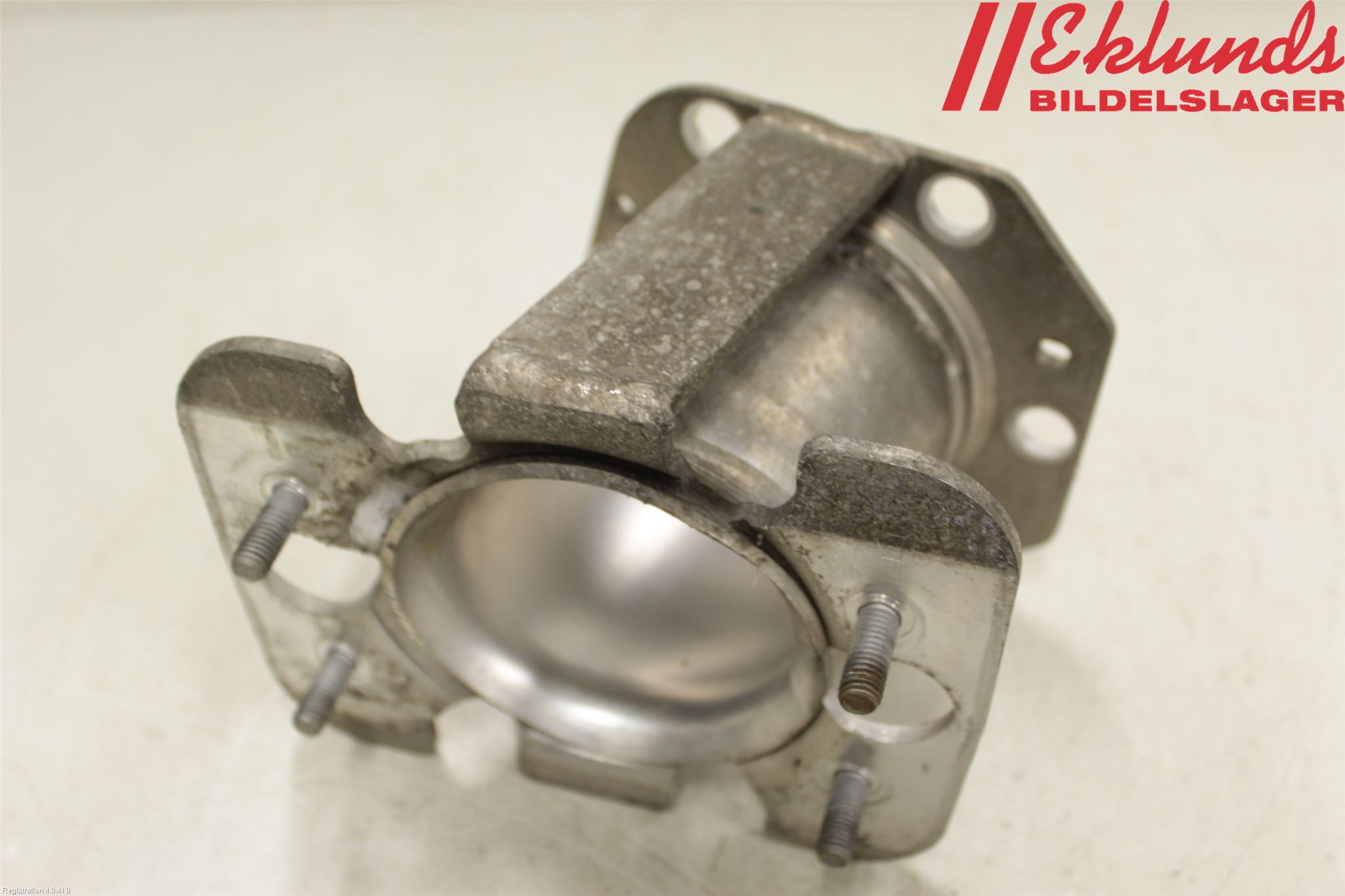 Nissan GT-R Stötfångarbärjärn Bak