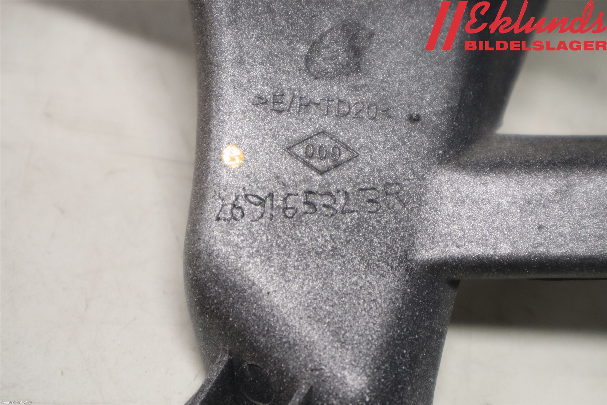 Renault CLIO III  09-12 Dimljussarg Fram