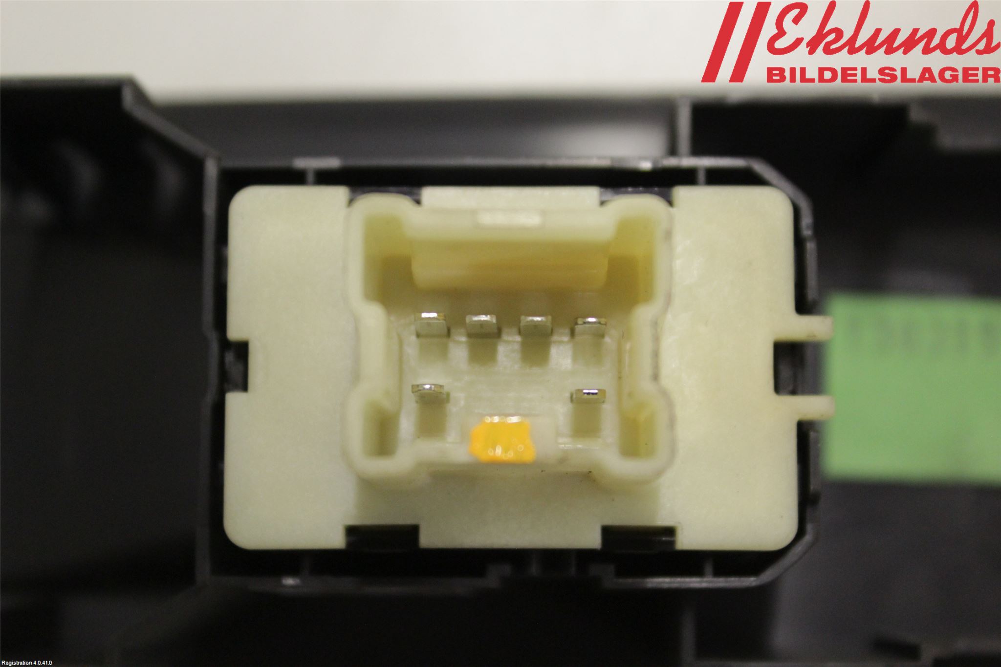 Renault CLIO IV 12-16 Strömställare Elhiss