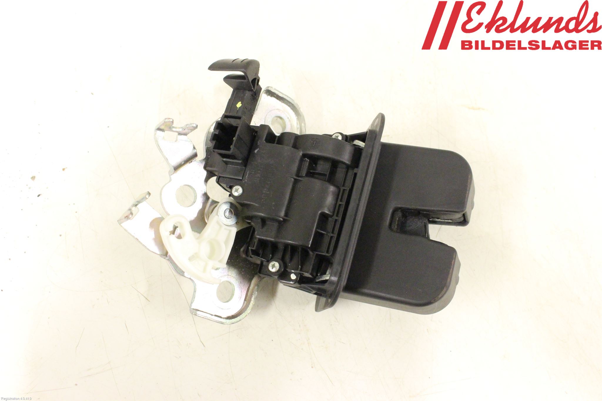 Audi A6/S6 4G 11-18 Låskista Baklucka