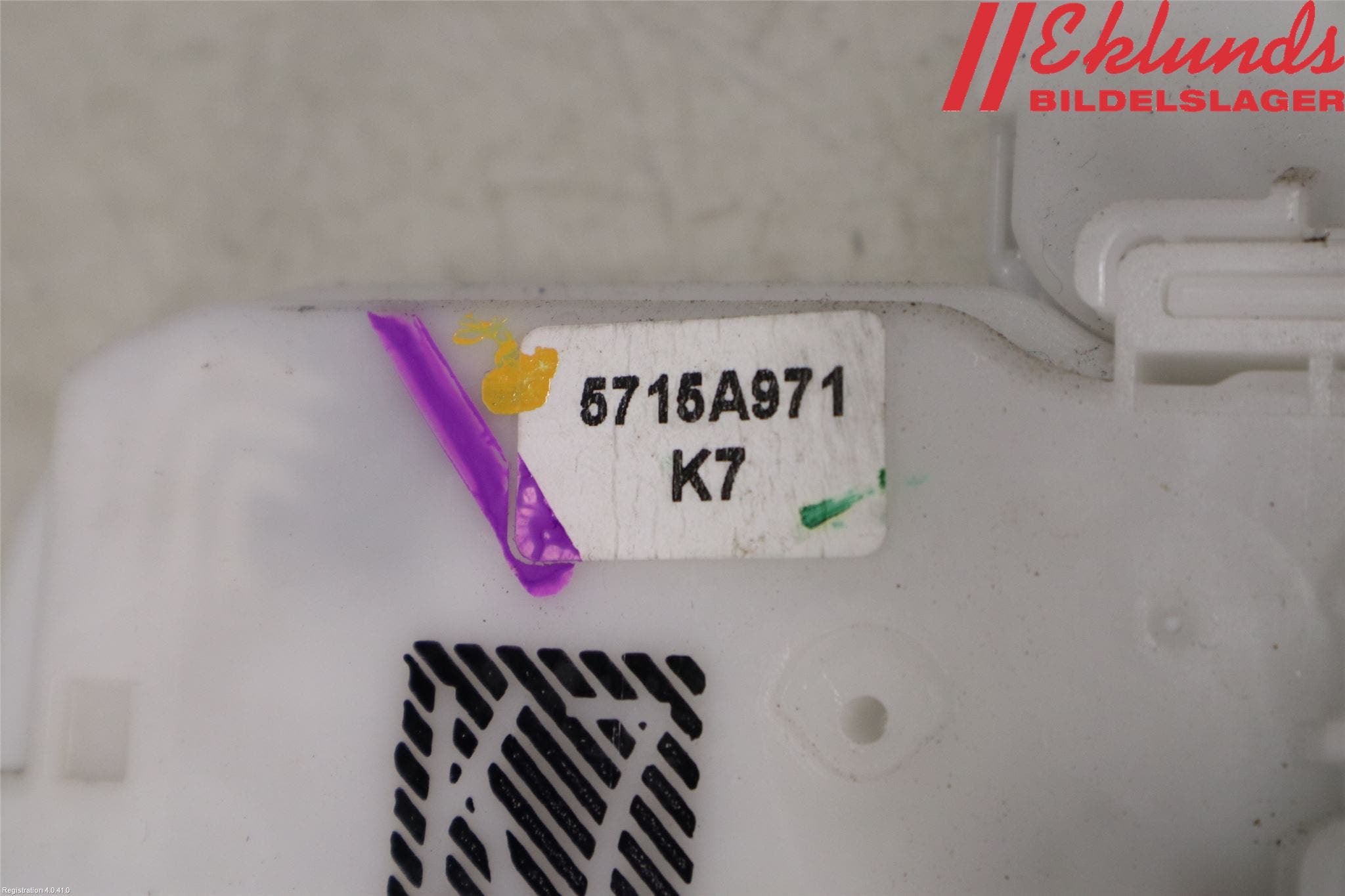 Mitsubishi L200 16-23 Låskista-Dörrlås