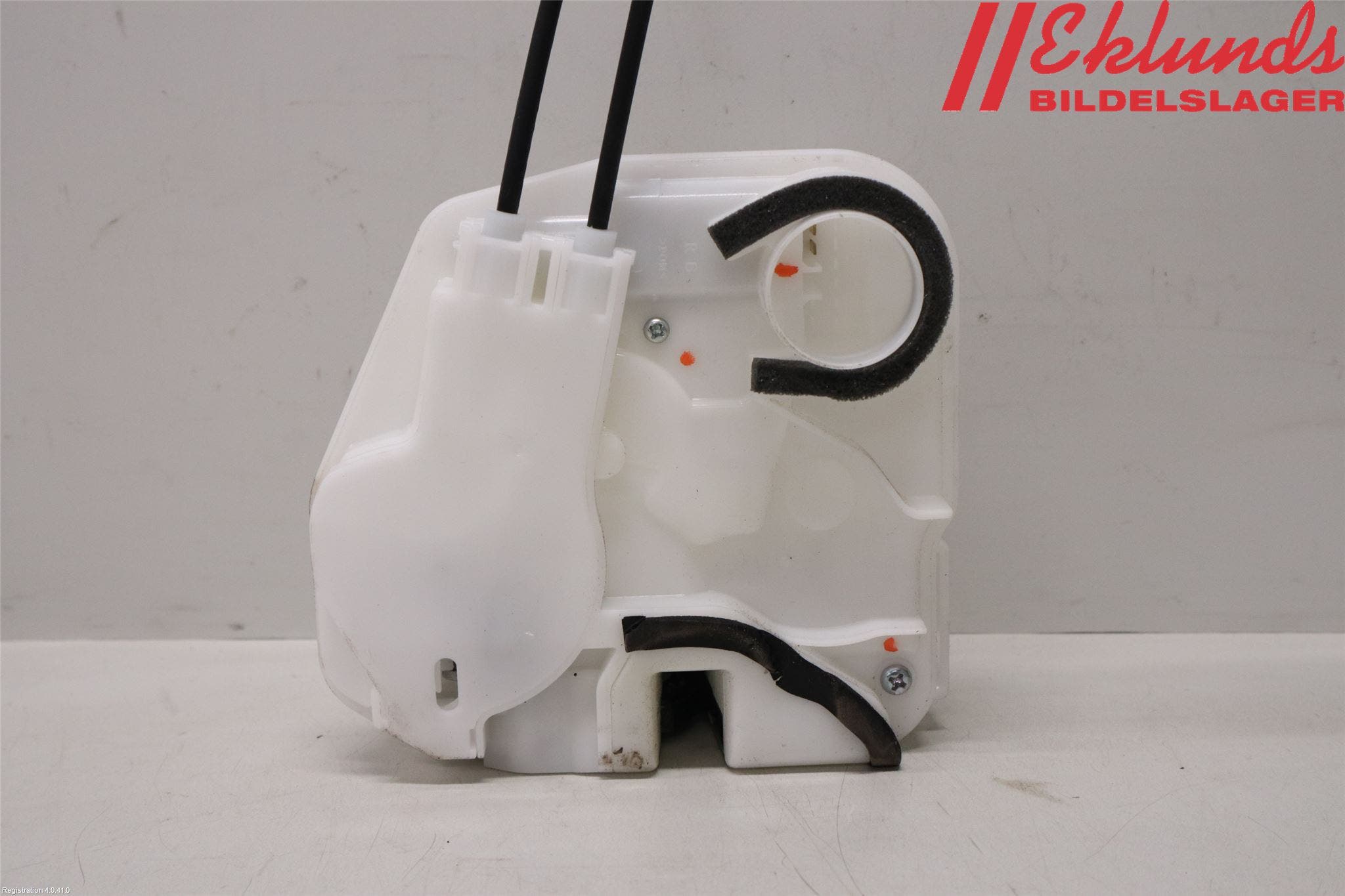 Mitsubishi L200 16-23 Låskista-Dörrlås