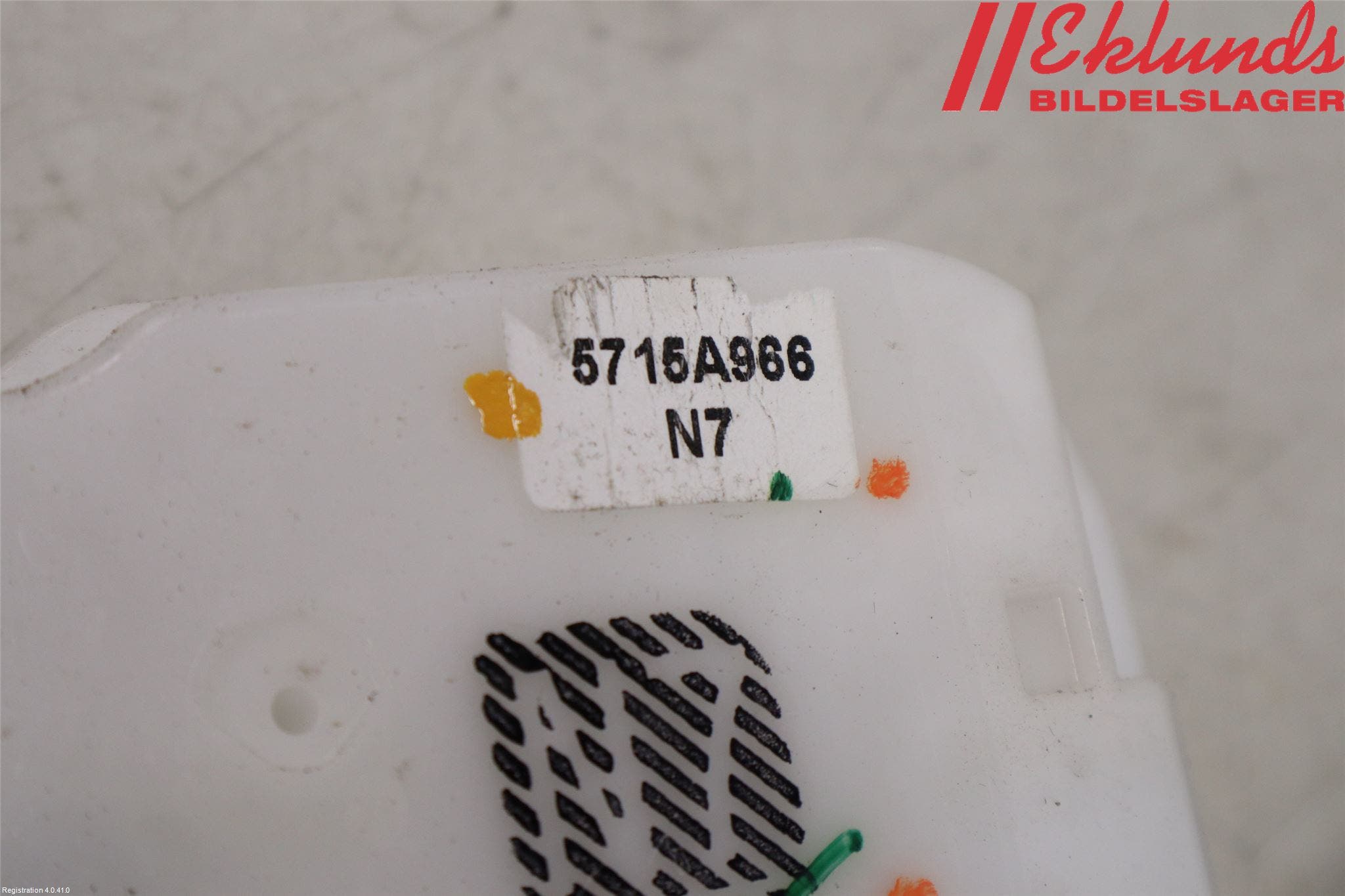 Mitsubishi L200 16-23 Låskista-Dörrlås