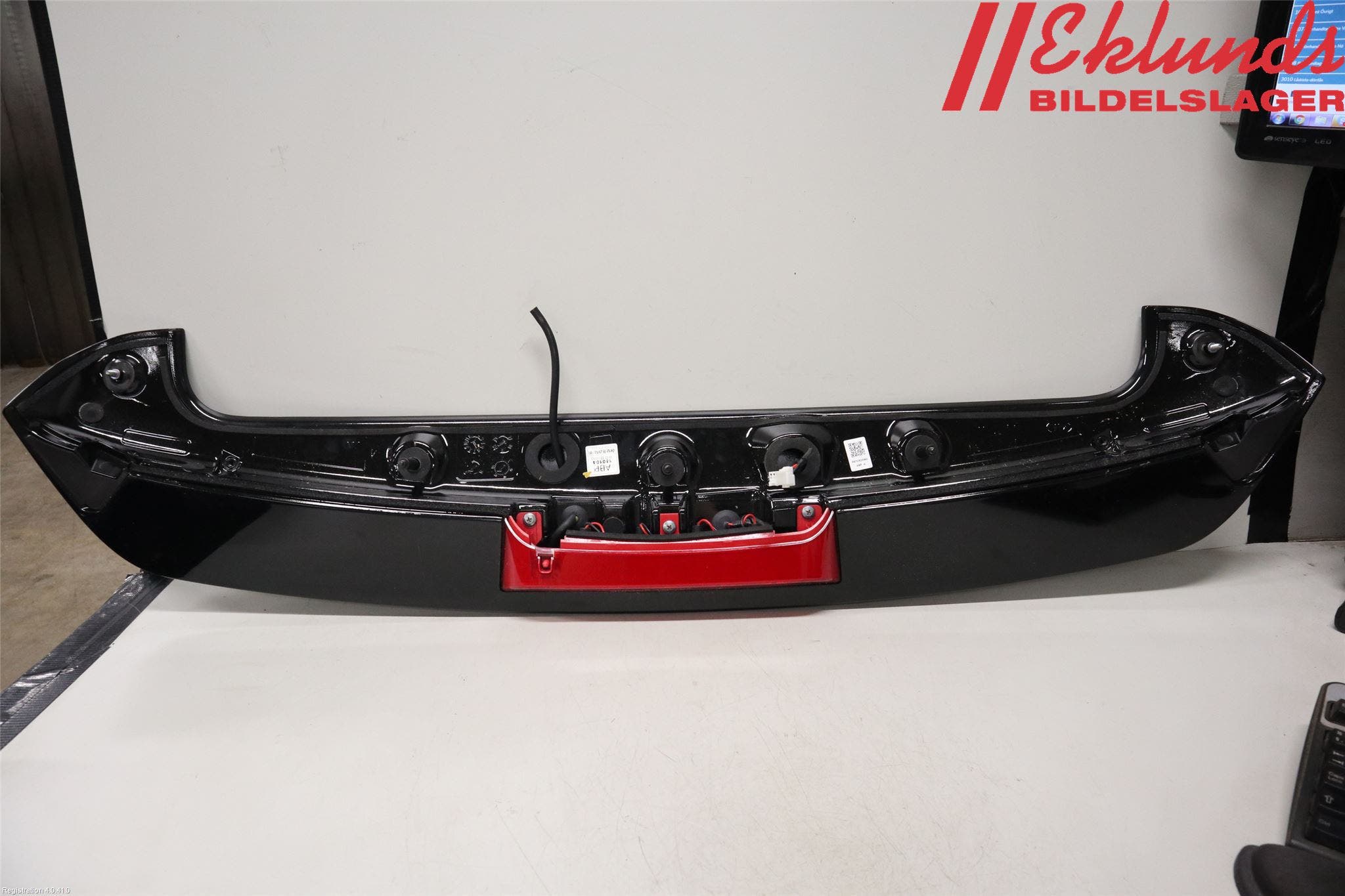 Kia STONIC 18->> Spoiler Baklucka