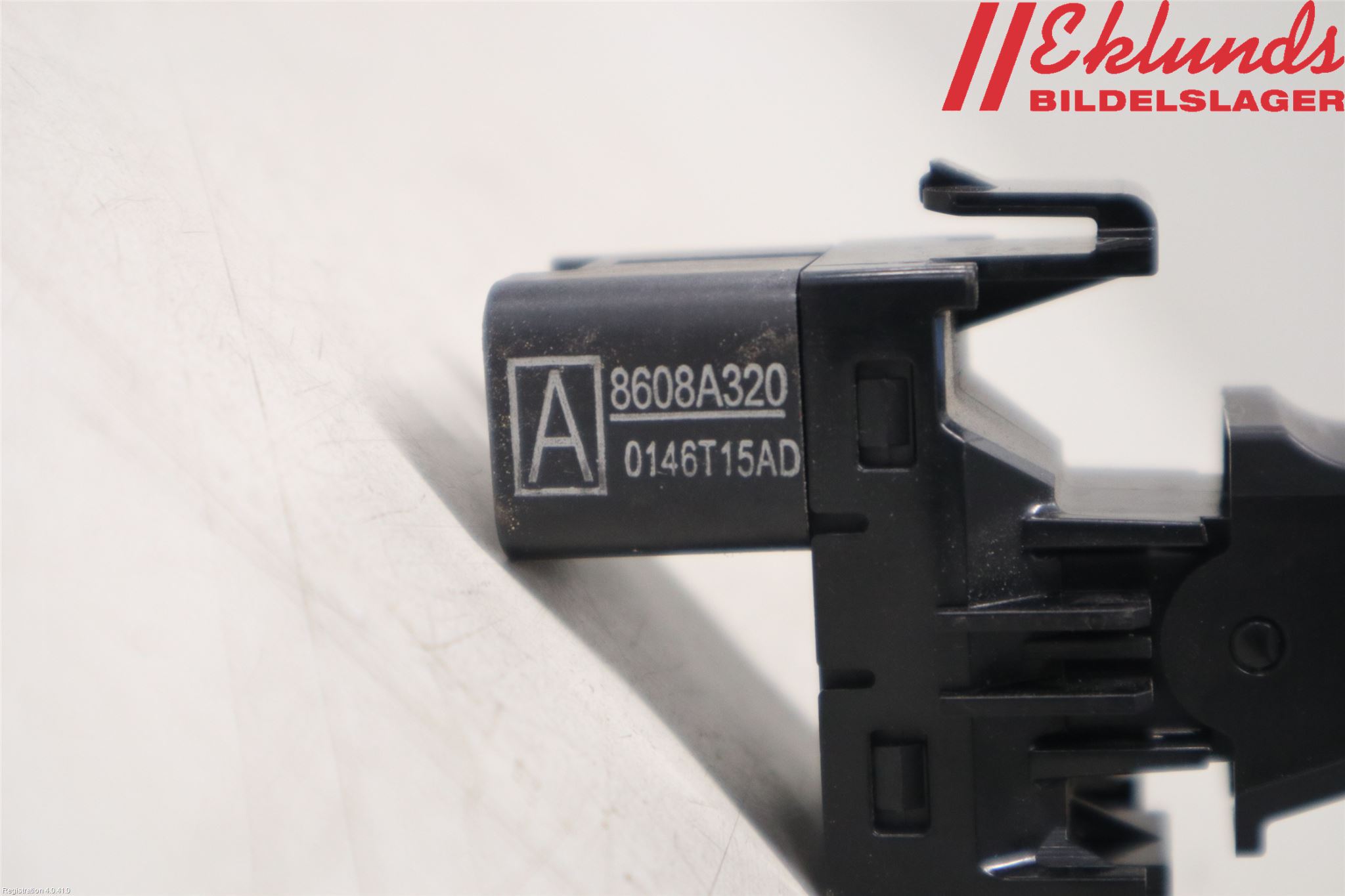 Mitsubishi L200 16-23 Strömställare Elhiss