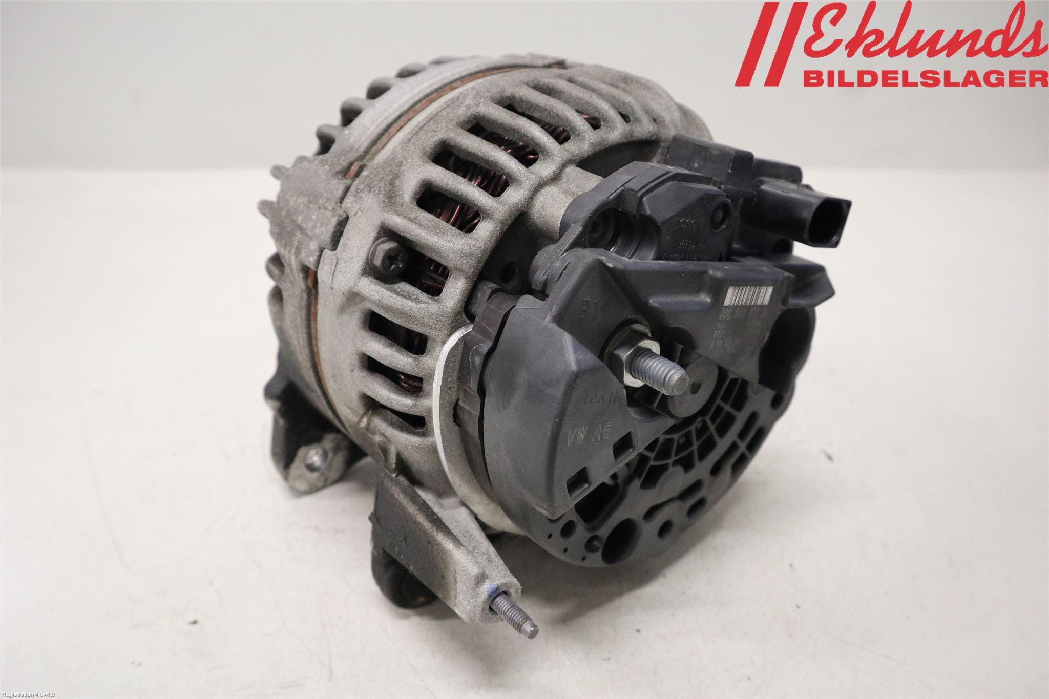 Volkswagen VW GOLF VI 09-13 Generator