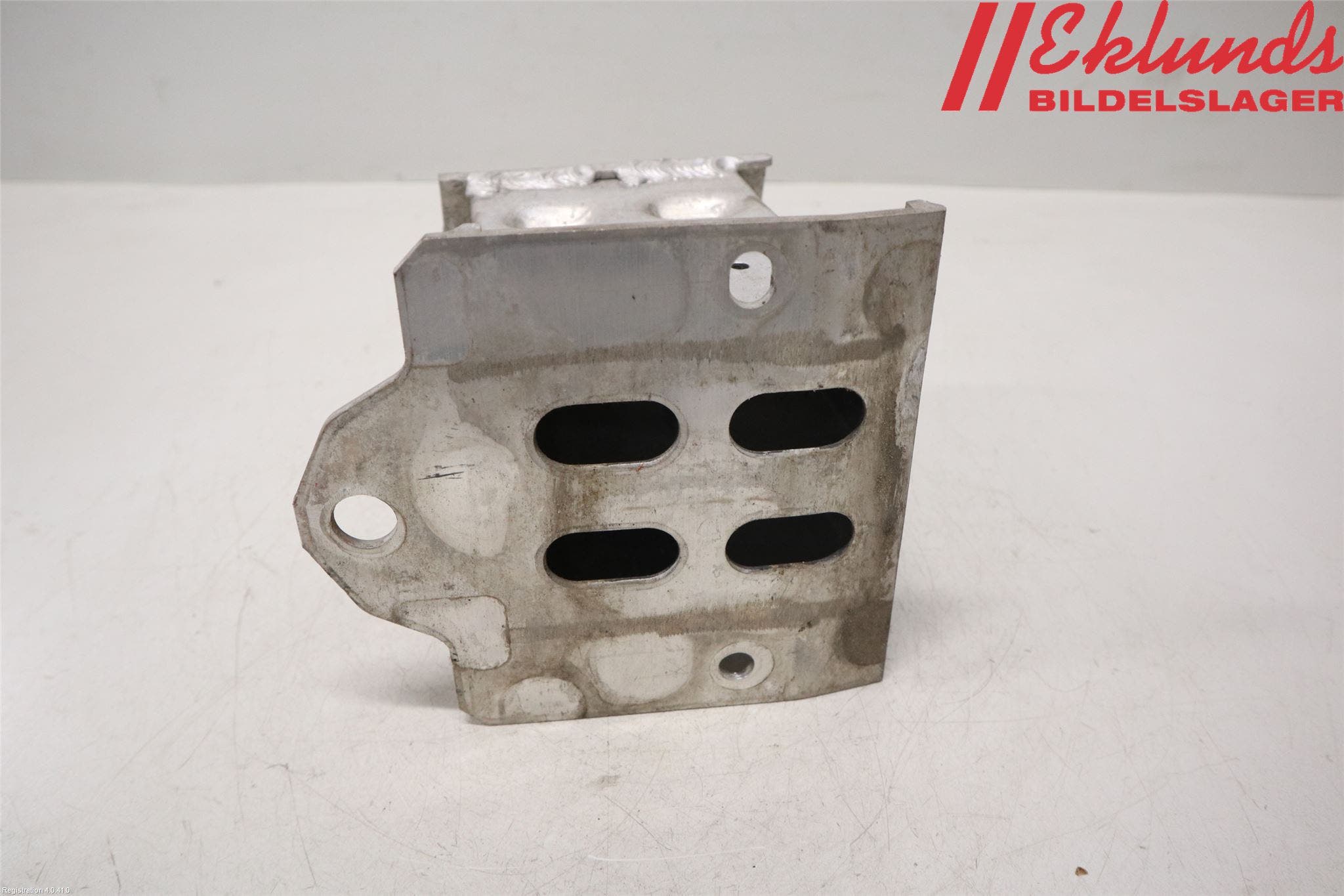 Lexus CT 200h Stötfångarbärjärn Bak