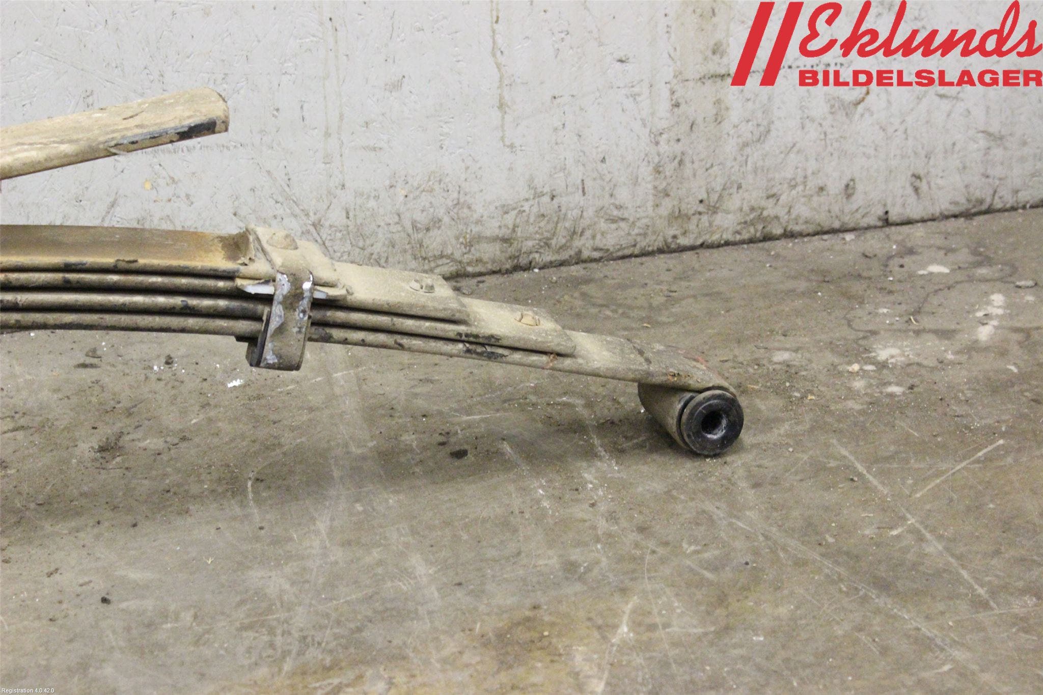 Mitsubishi L200 16-23 Fjäder Bak Blad