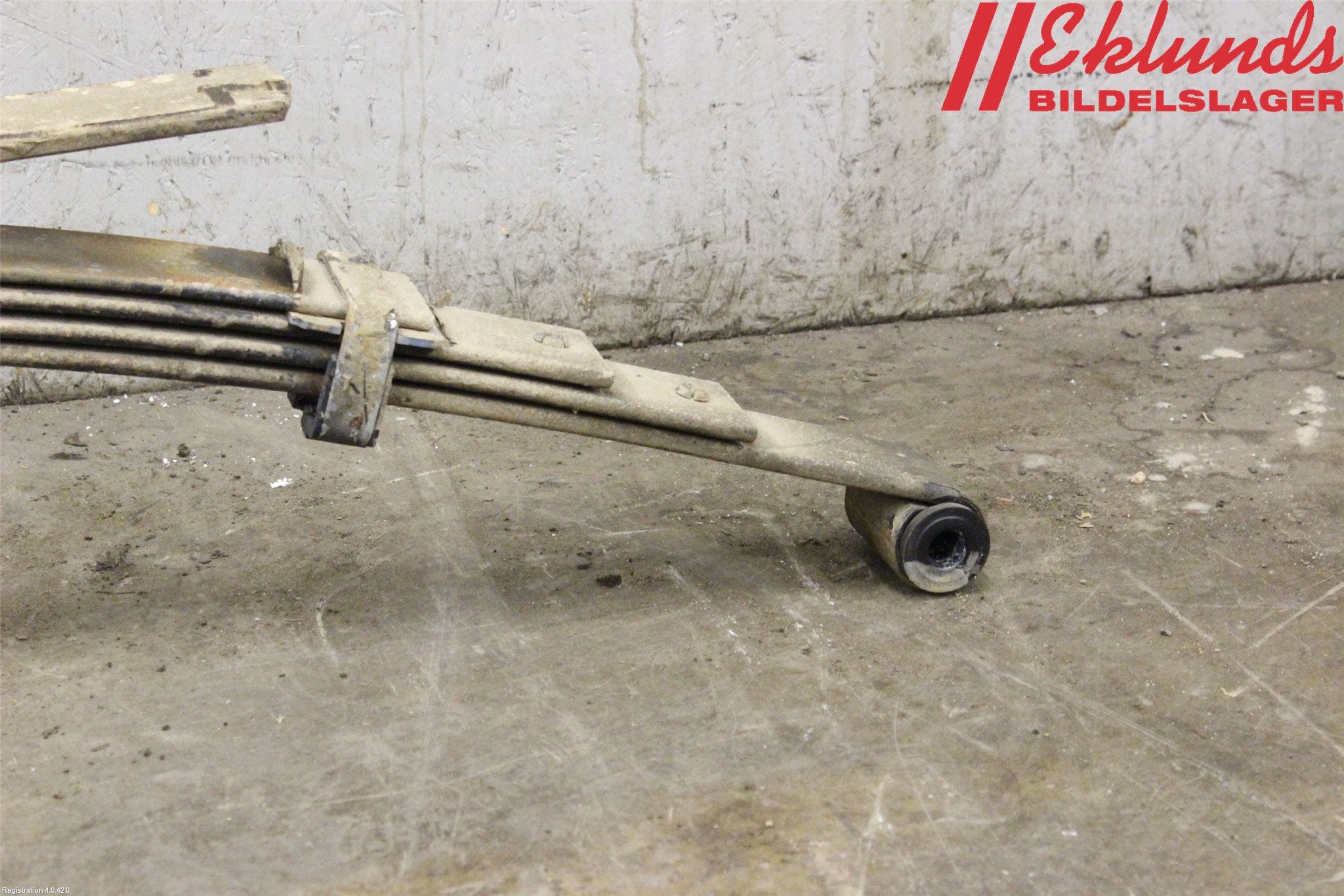 Mitsubishi L200 16-23 Fjäder Bak Blad