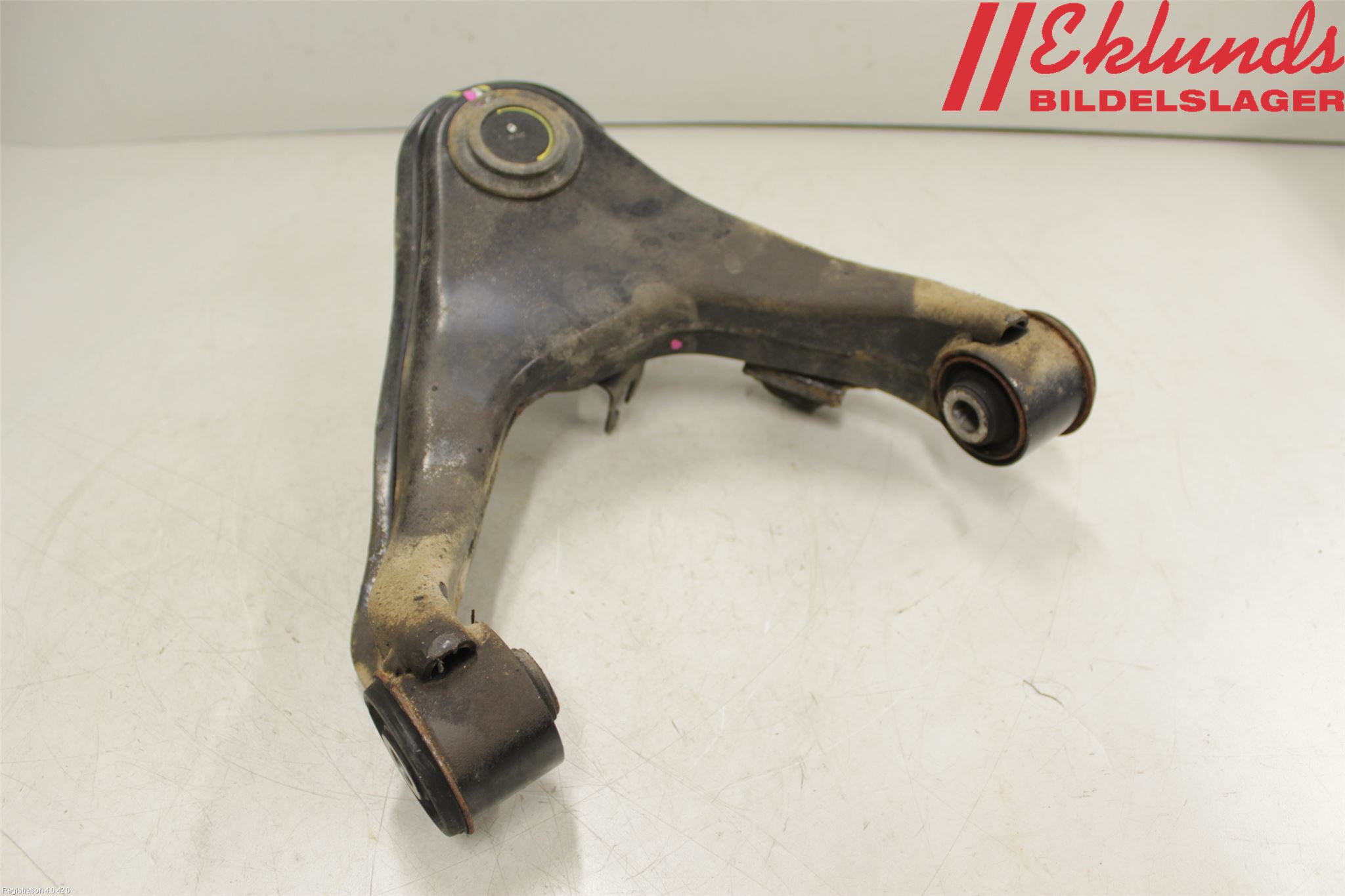 Mitsubishi L200 16-23 Bärarm Fram Övre Hö