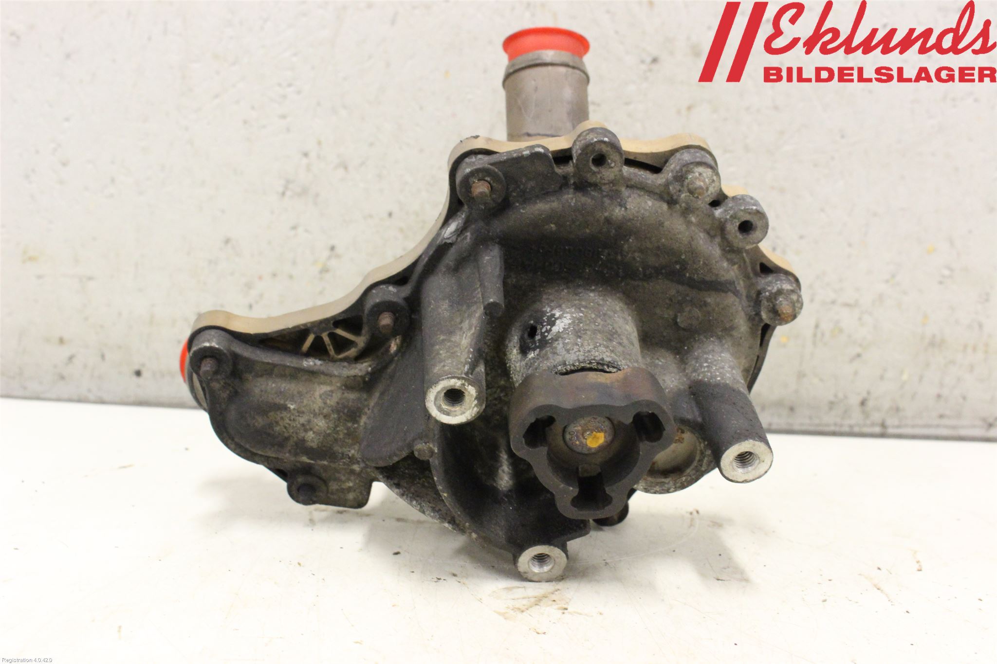 Ford TRANSIT    06-13 Vattenpump