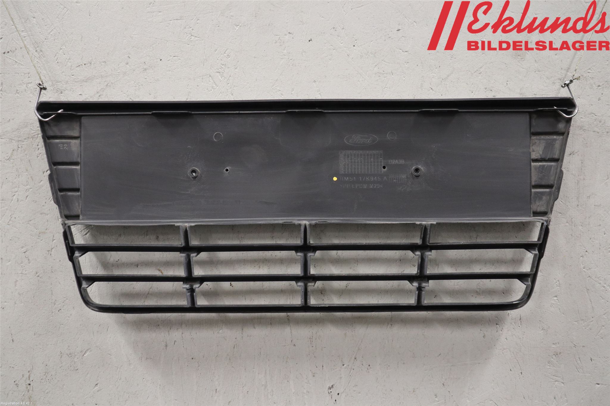 Ford FOCUS 11-14 Stöt Utfyllnad-List-Grill