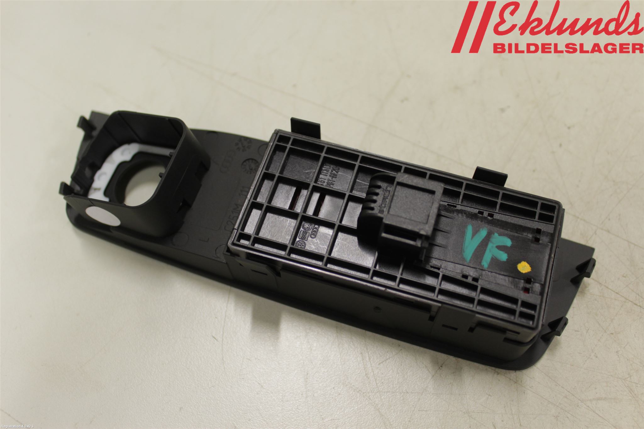 Audi A1/S1 11-18 Strömställare Elhiss