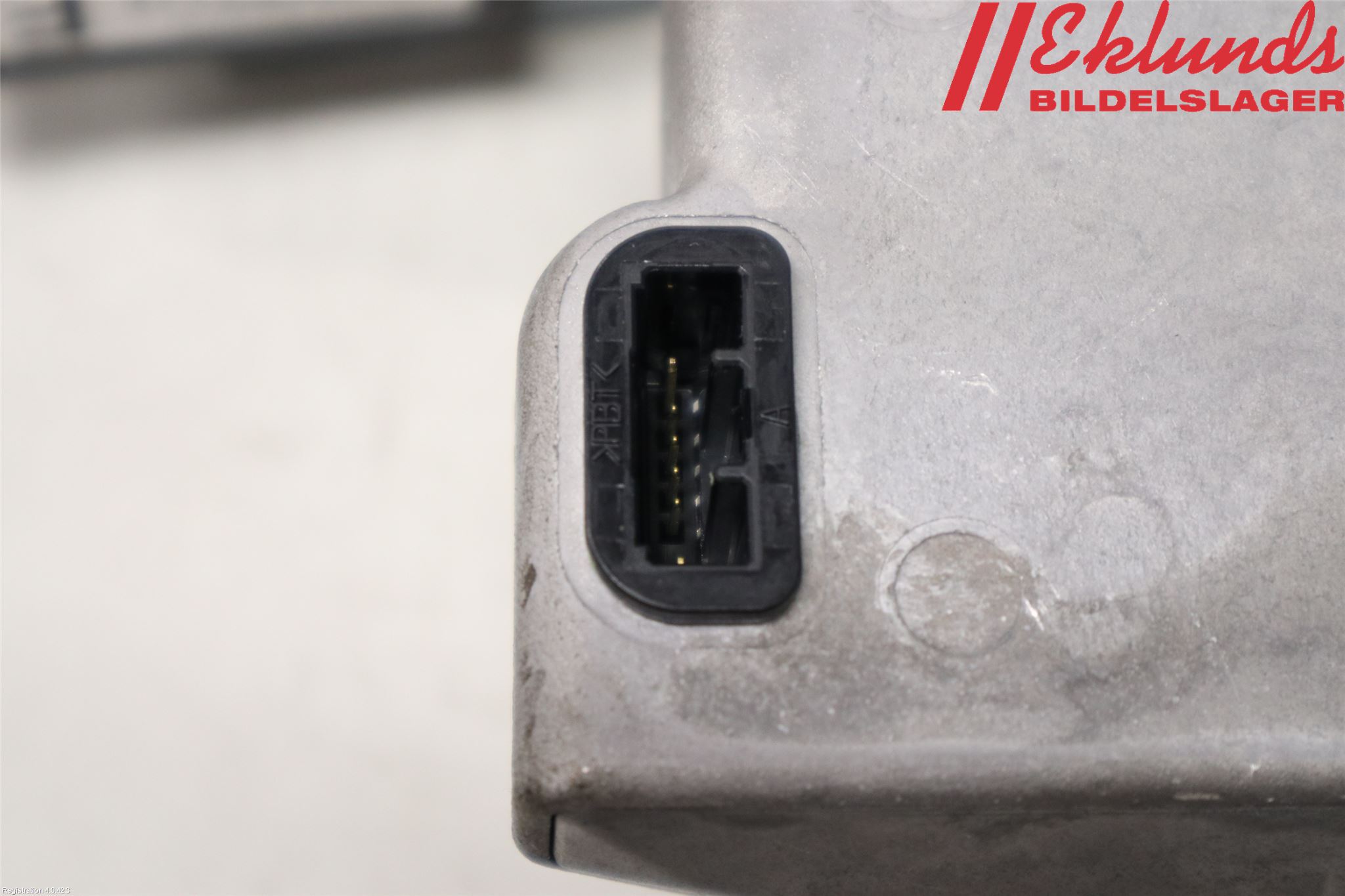 Lexus IS 250/350 14-20 Rattaxelagg Justerbart