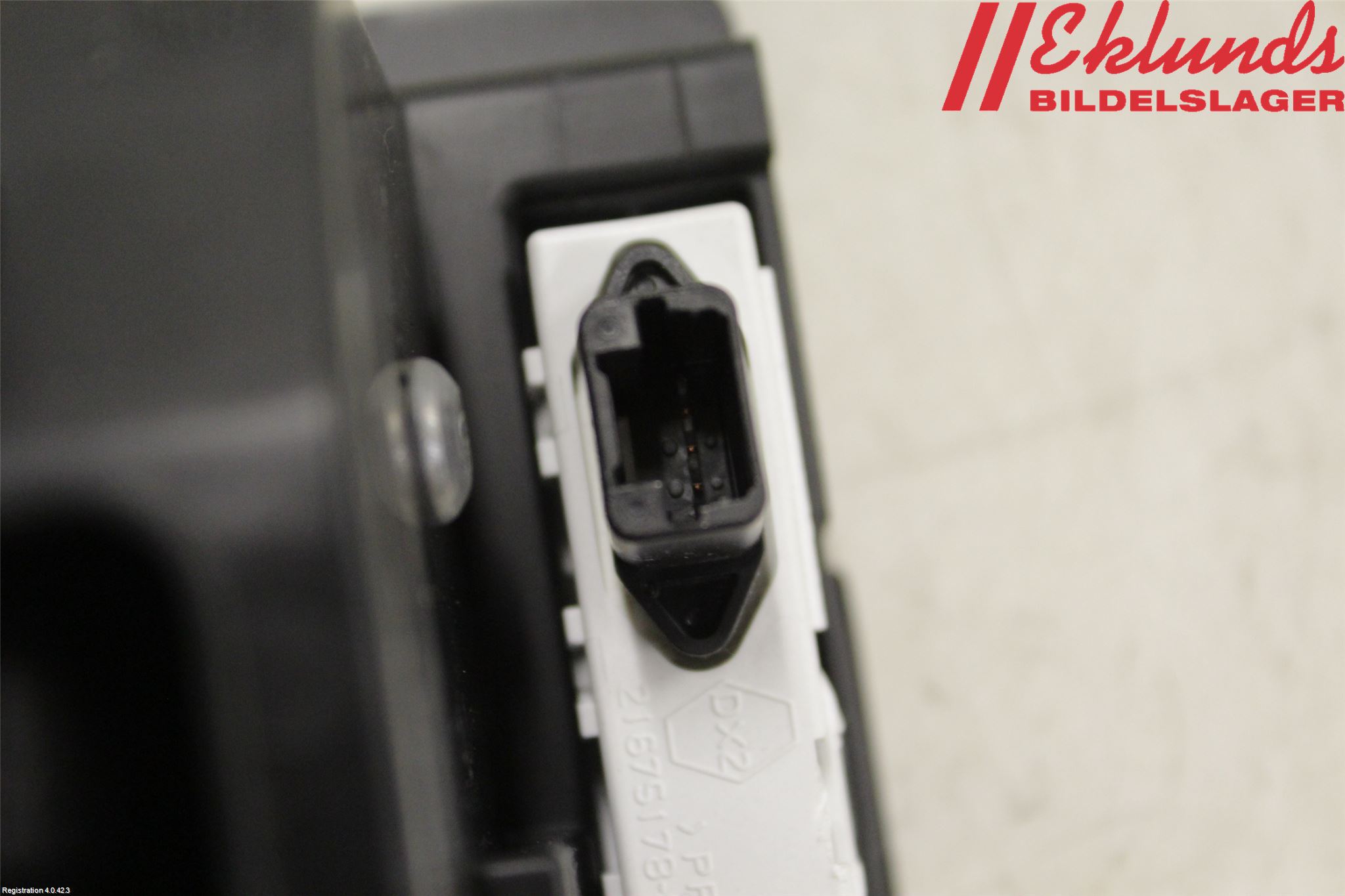 Renault KANGOO II 15-21 Bildskärm