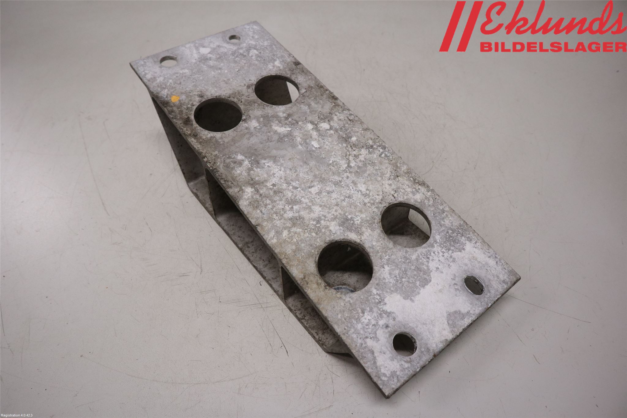 Lexus IS 250/350 14-20 Stötfångarbärjärn Bak