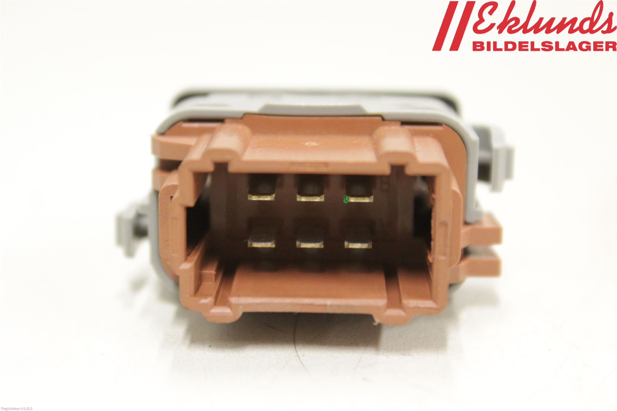 Renault KANGOO II 15-21 Strömställare Övrigt