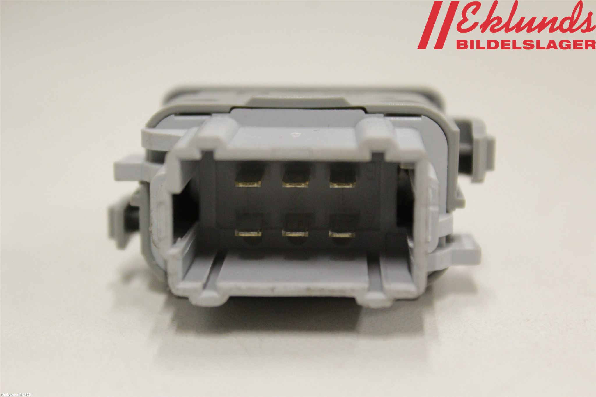 Renault KANGOO II 15-21 Strömställare Övrigt