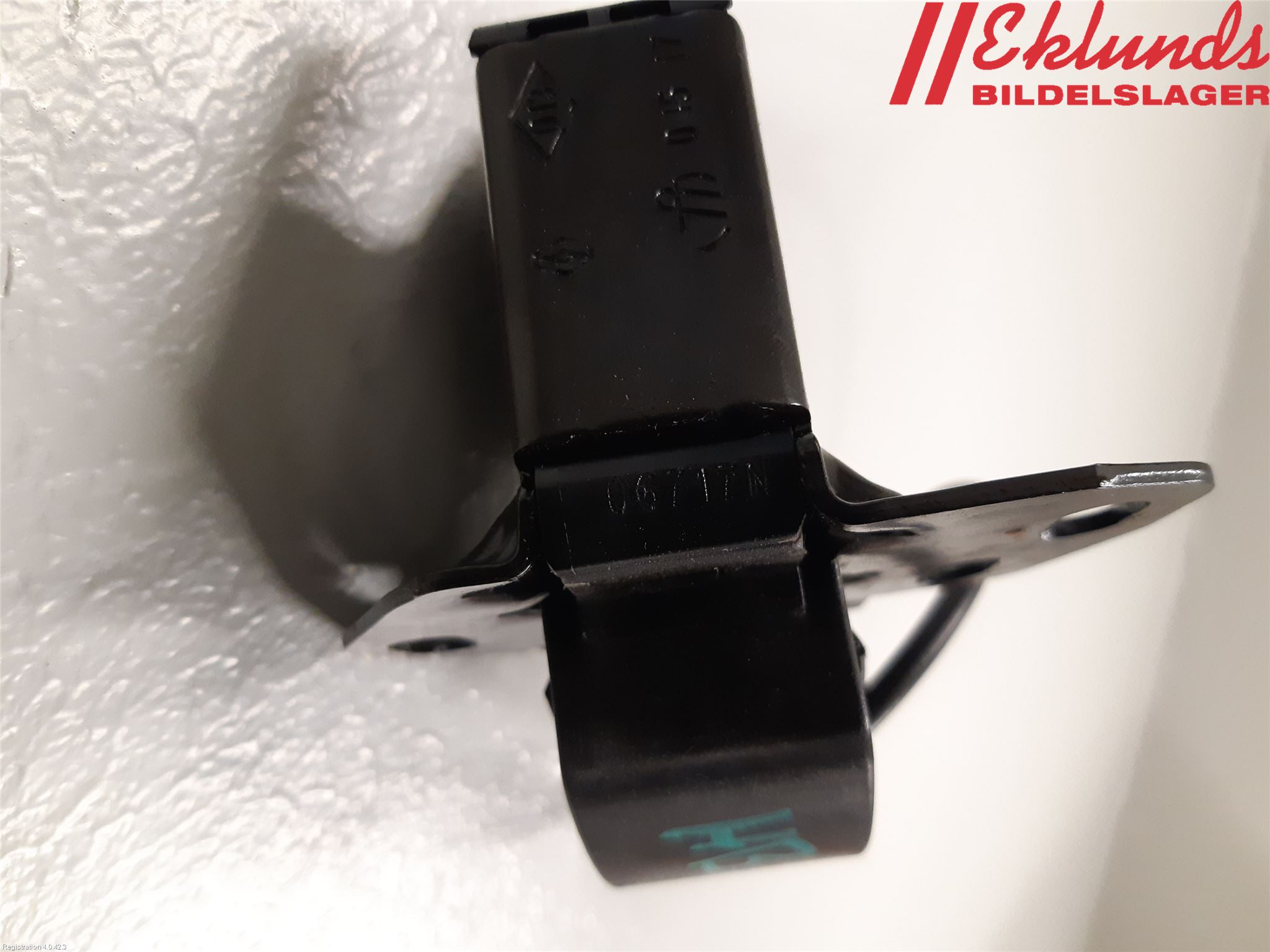 Renault KANGOO II 15-21 Låskista-Dörrlås