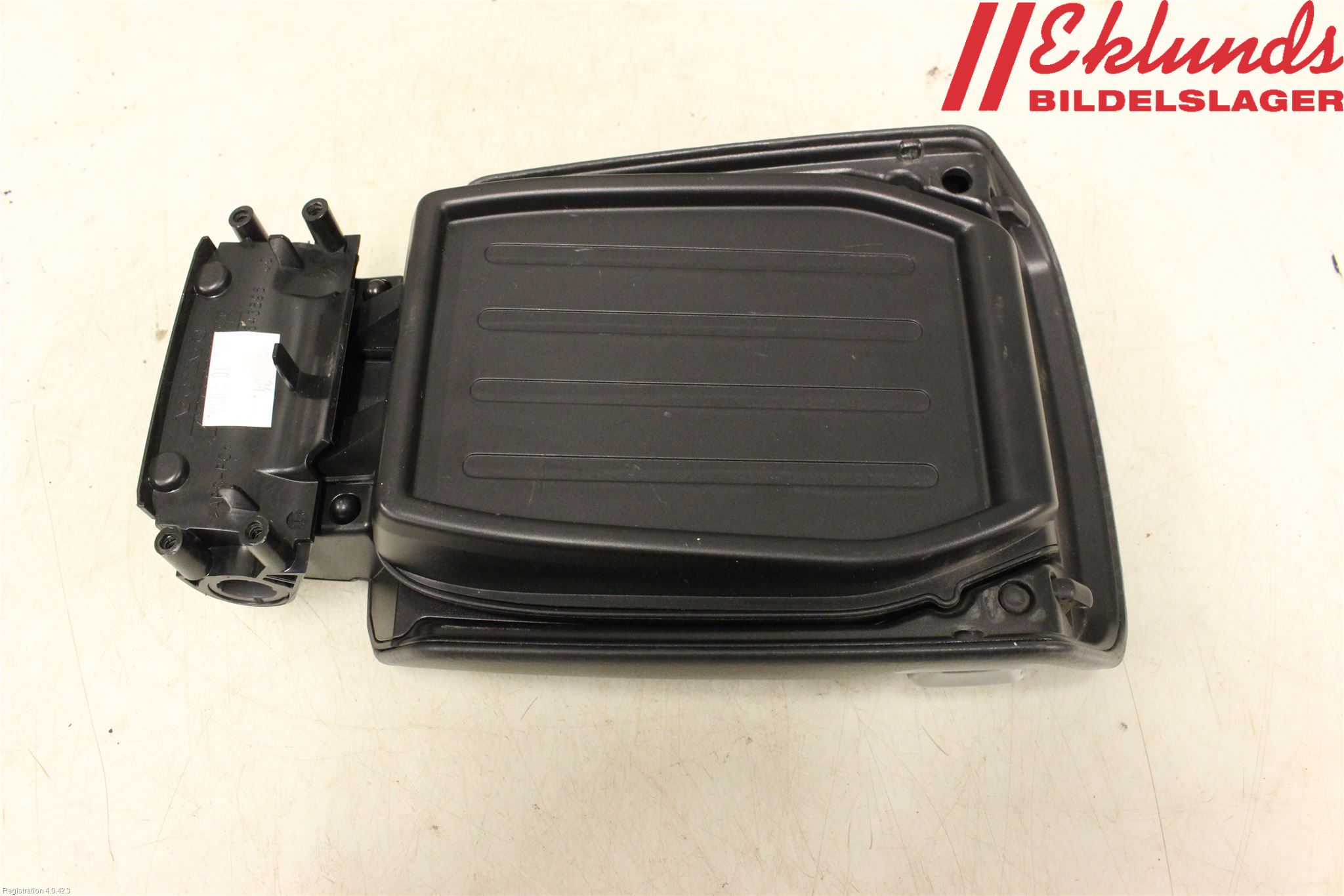 Volvo V70 05-08 Inredning Armstöd