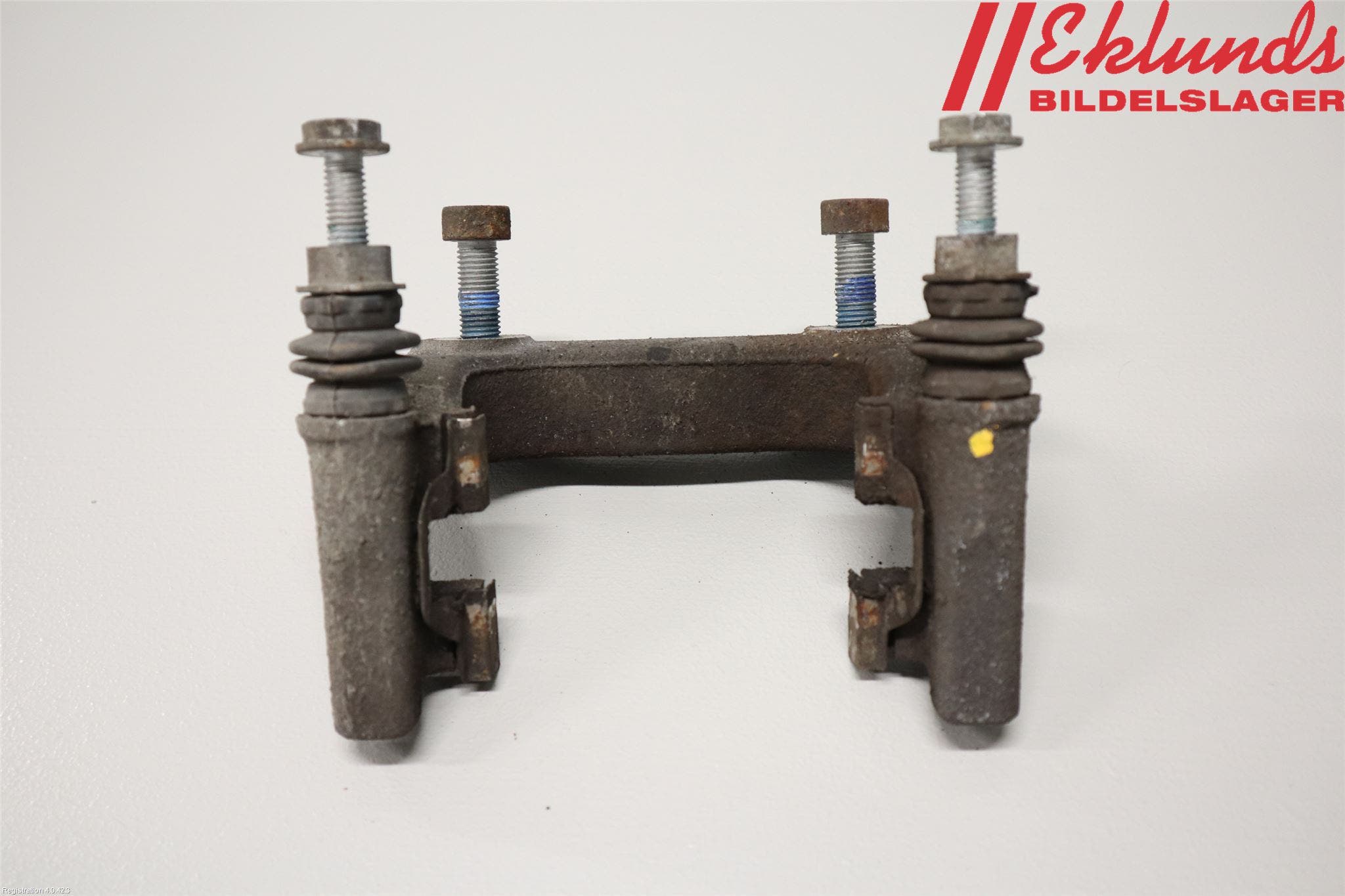 Peugeot PARTNER 16-18 Bromsokshållare