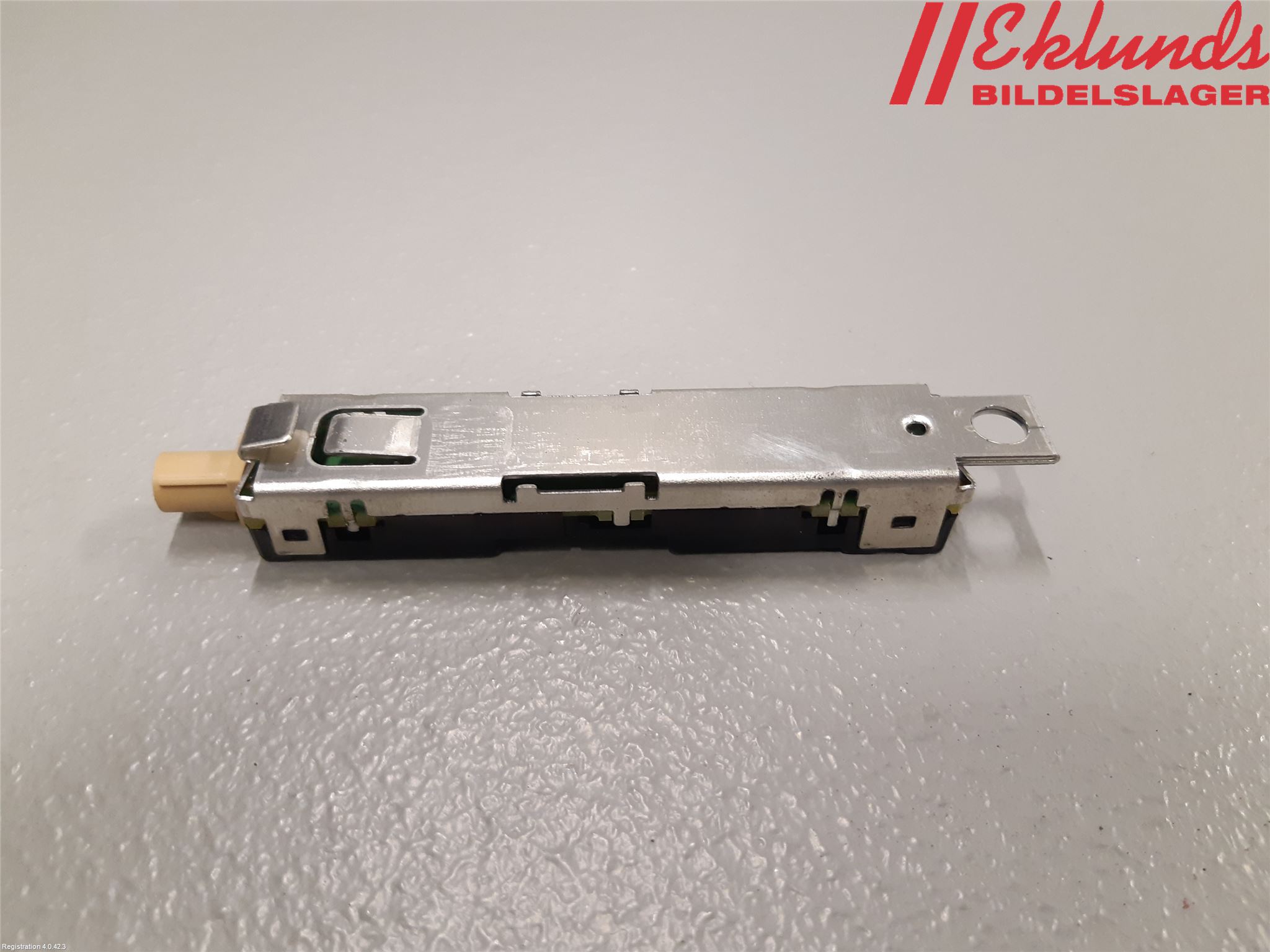 Audi A6/S6 4G 11-18 Antennförstärkare