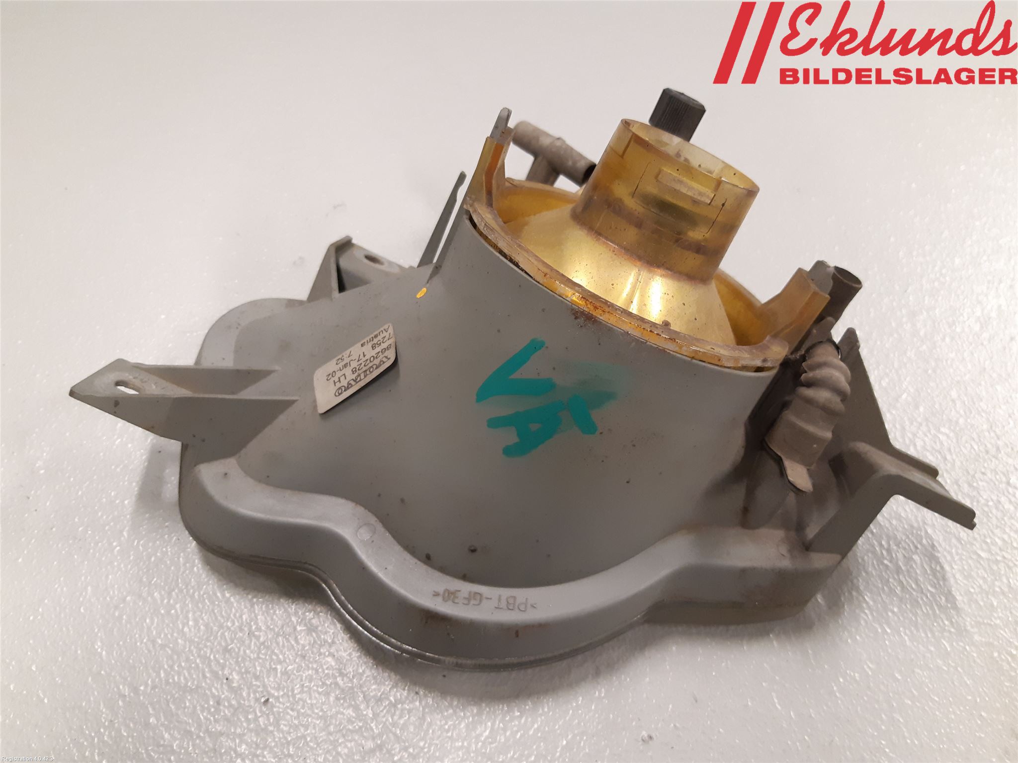 Volvo V70 00-04 Dimljus-Varselljus Fram