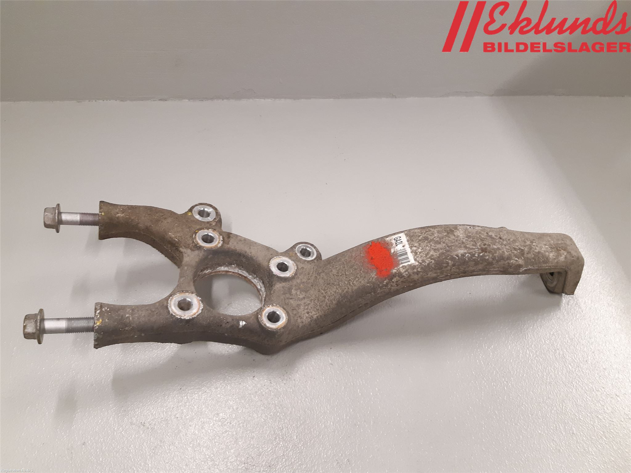 Lexus IS 250/350 14-20 Styrspindel Lagerhus Vä