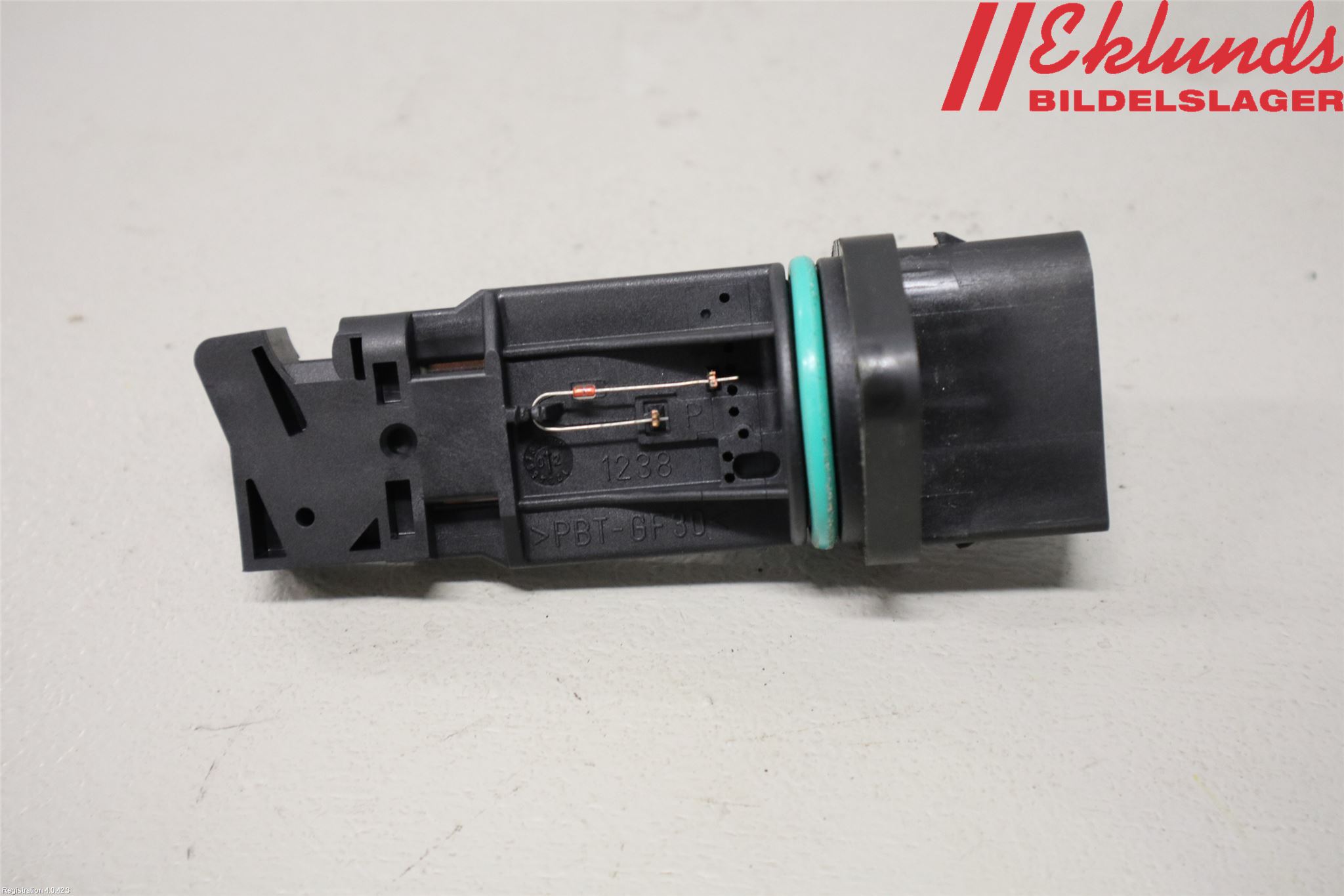 BMW 3 E46      98-05 Injluftmassamätare