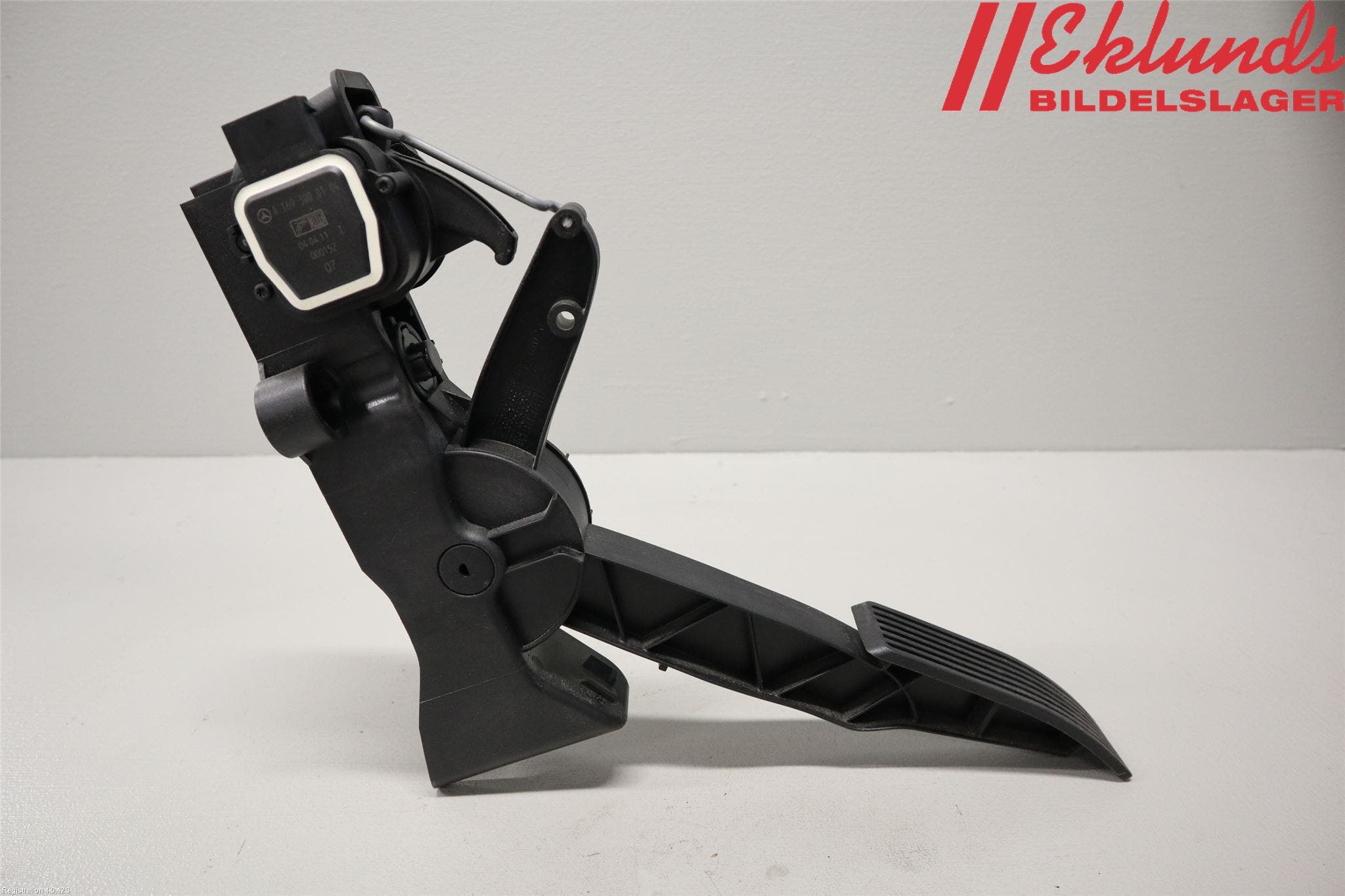 Mercedes-Benz MB B-KLASS (W245) 05-12 Gaspedal