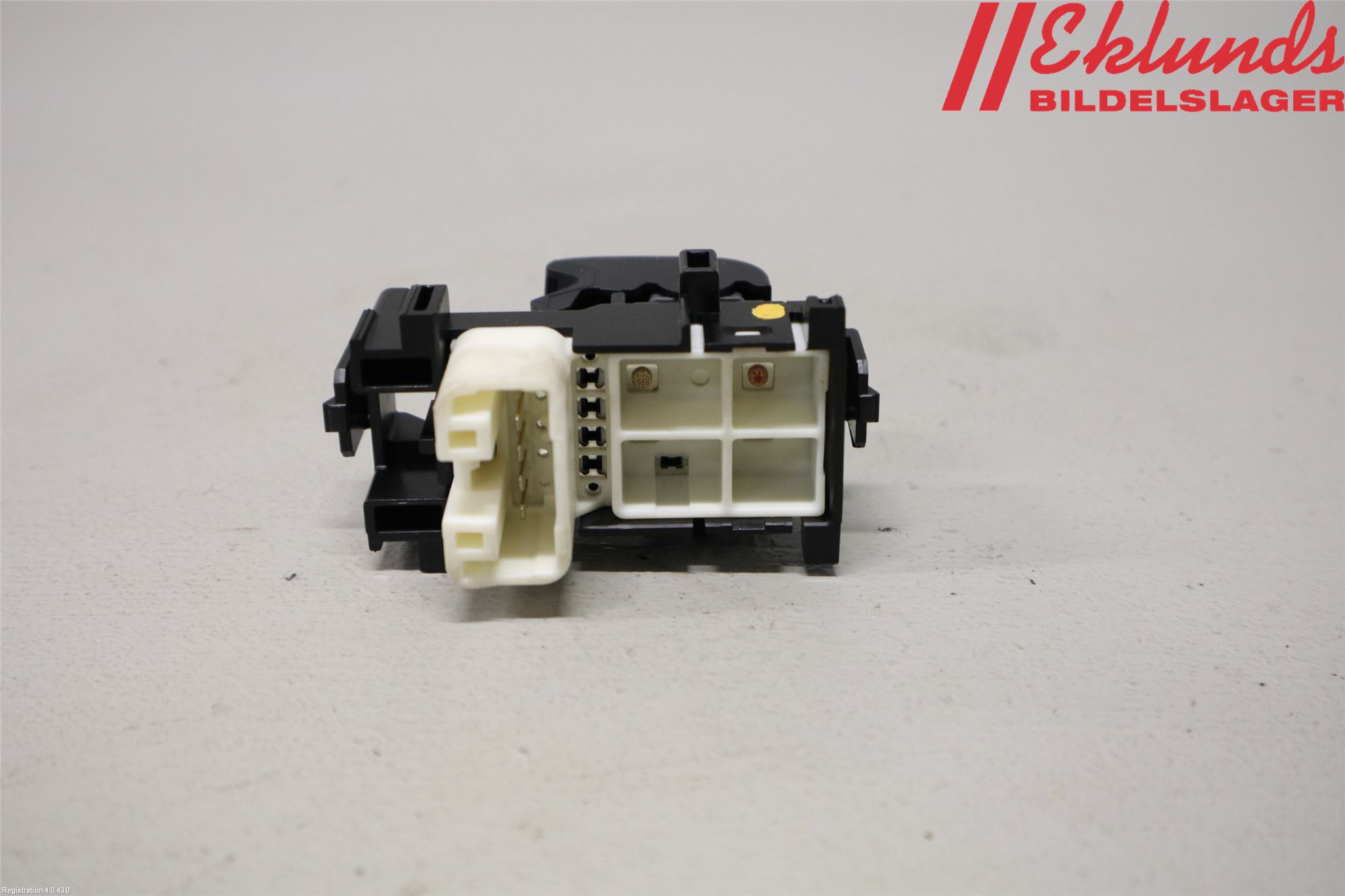 Toyota AYGO 15-21 Strömställare Elhiss