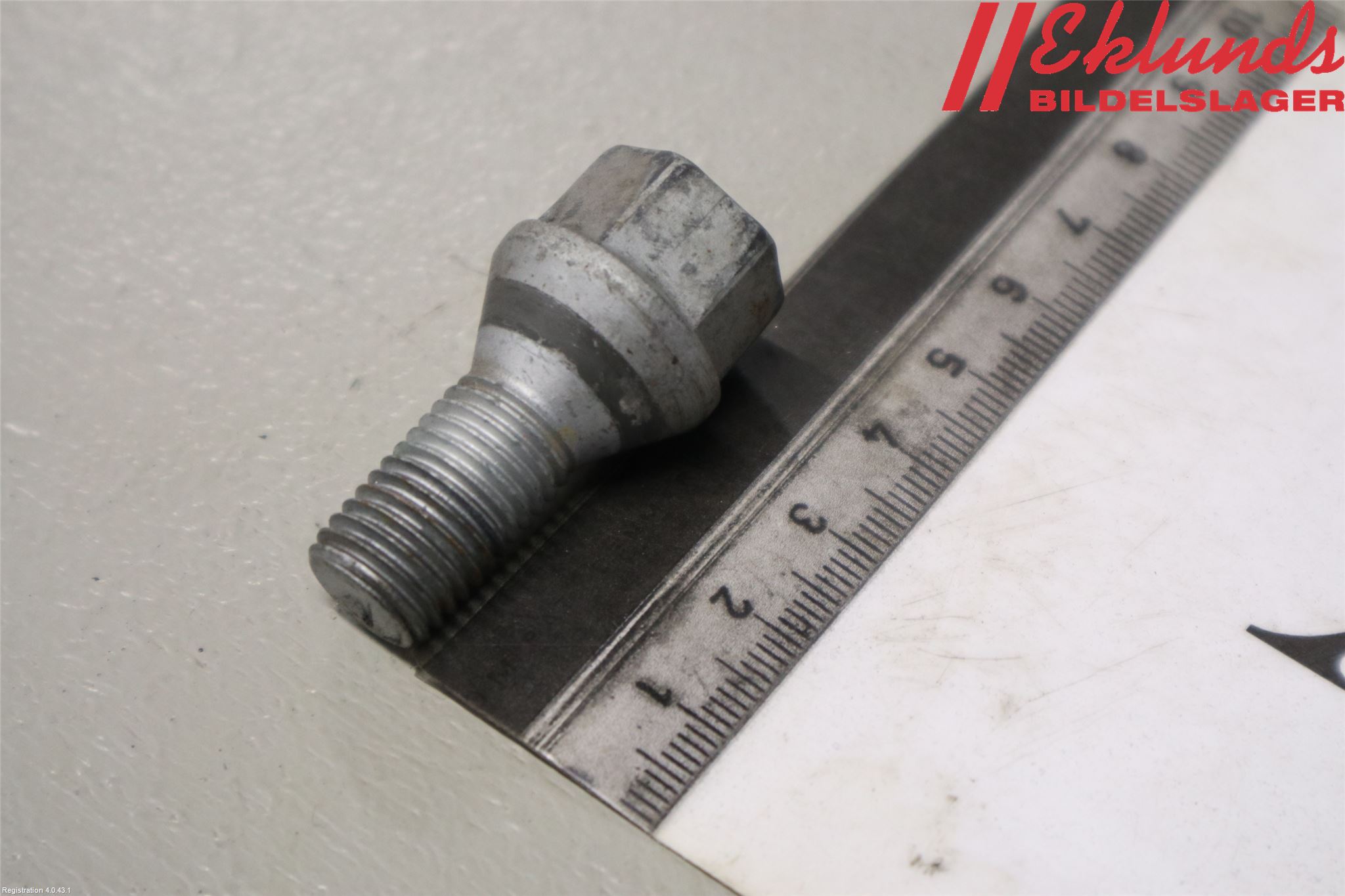 Toyota AYGO 15-21 Hjulmutter-Bult-Sats