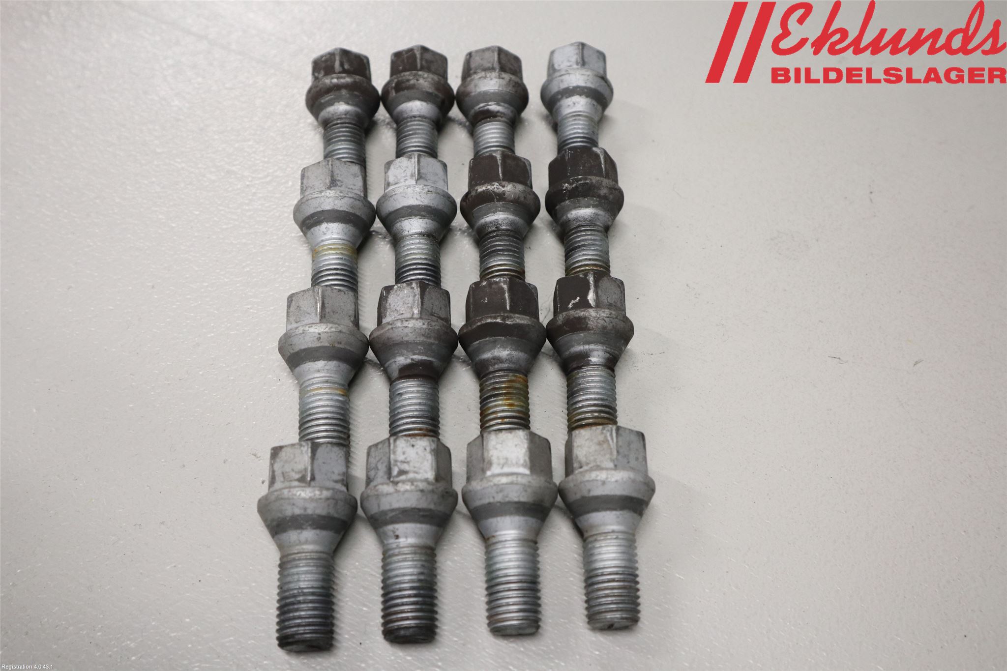 Toyota AYGO 15-21 Hjulmutter-Bult-Sats