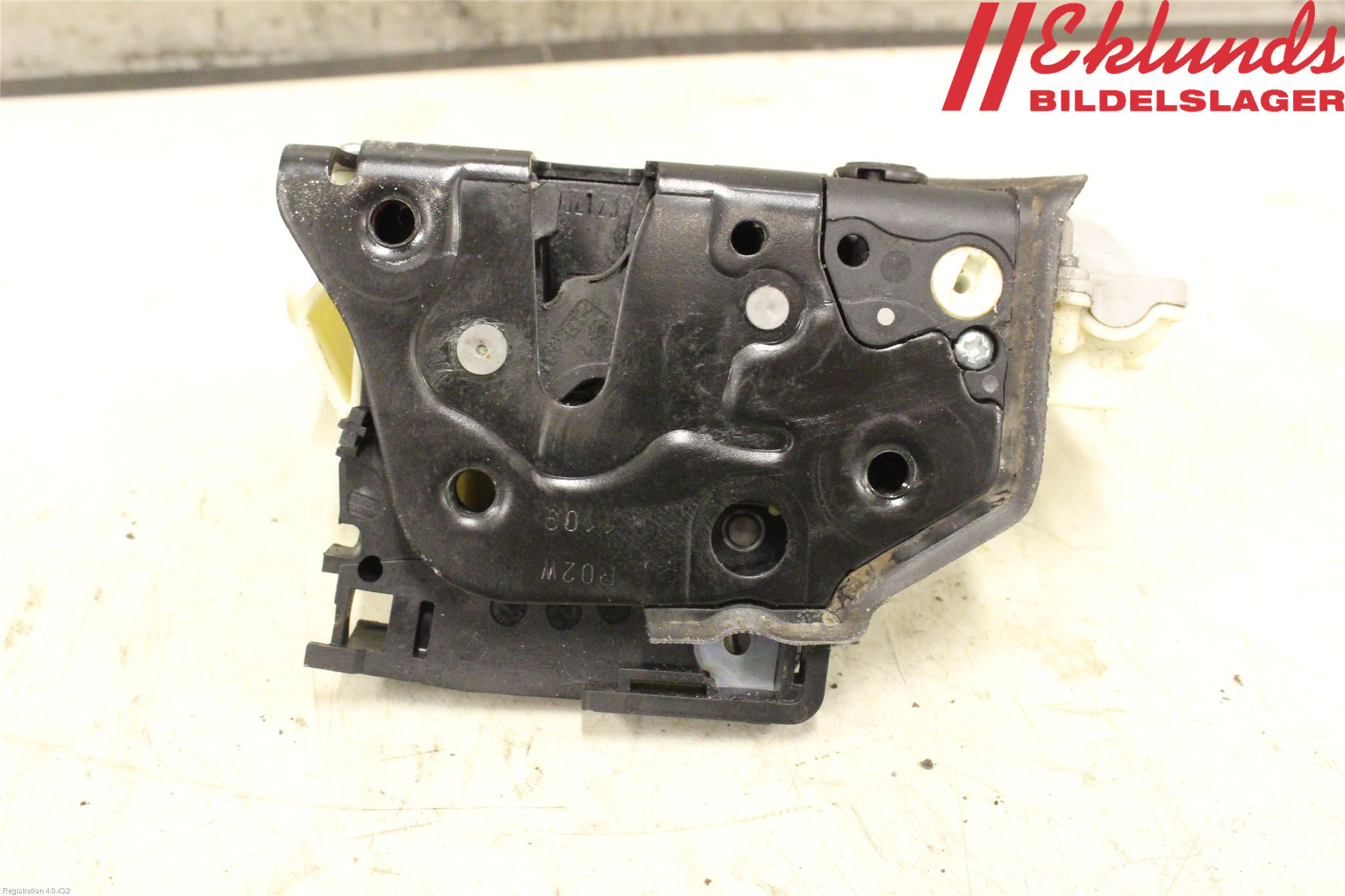 Volkswagen VW PASSAT 05-11 Låskista-Dörrlås