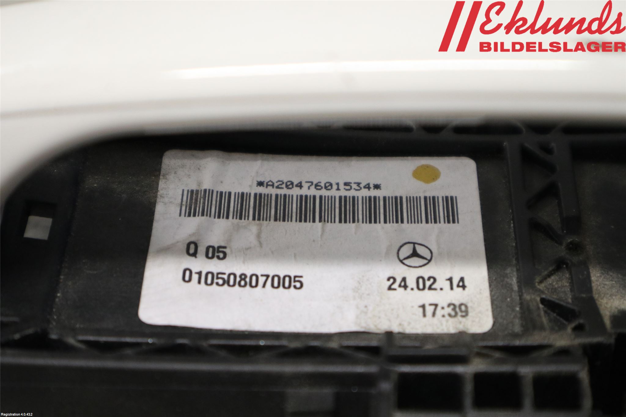 Mercedes-Benz MB E-KLASS (W212) 09-16 Dörrhandtag Yttre Vä