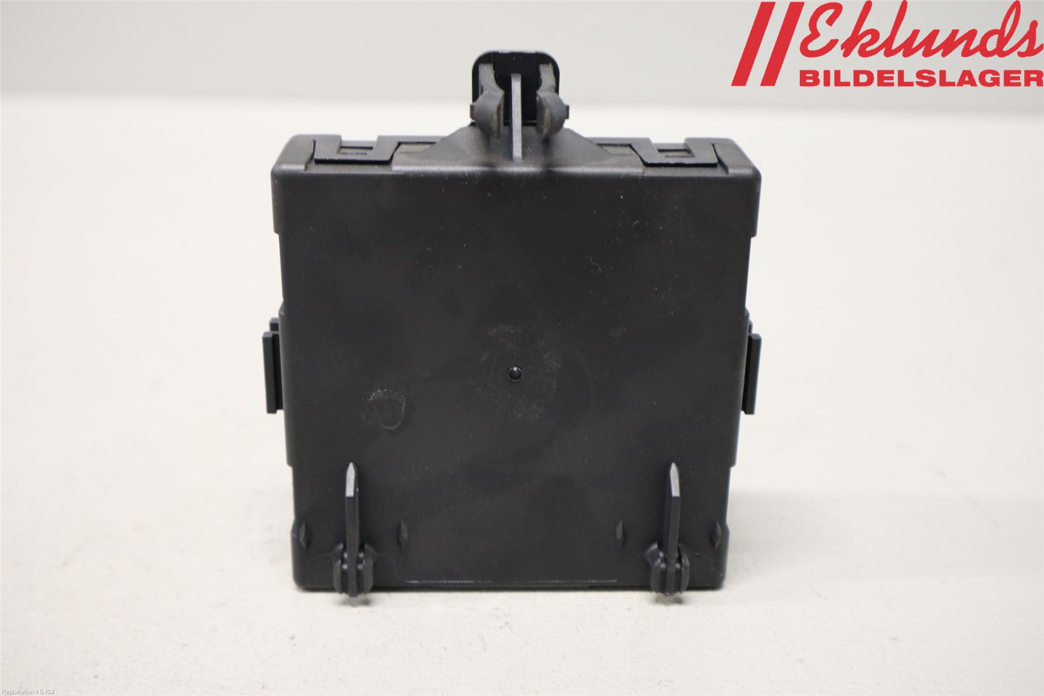 Mercedes-Benz MB E-KLASS (W212) 09-16 Styrenhet Dörr