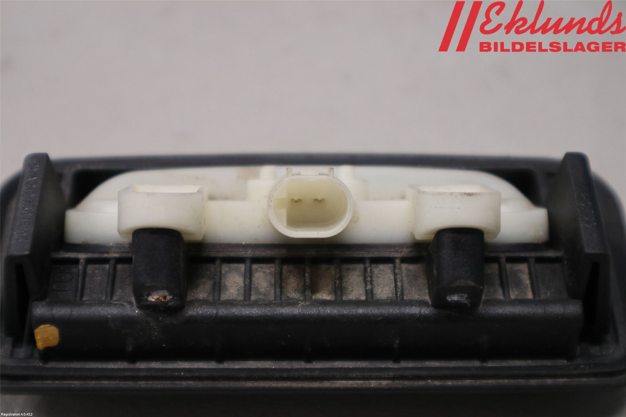 Mercedes-Benz MB E-KLASS (W212) 09-16 Bakluckehandtag