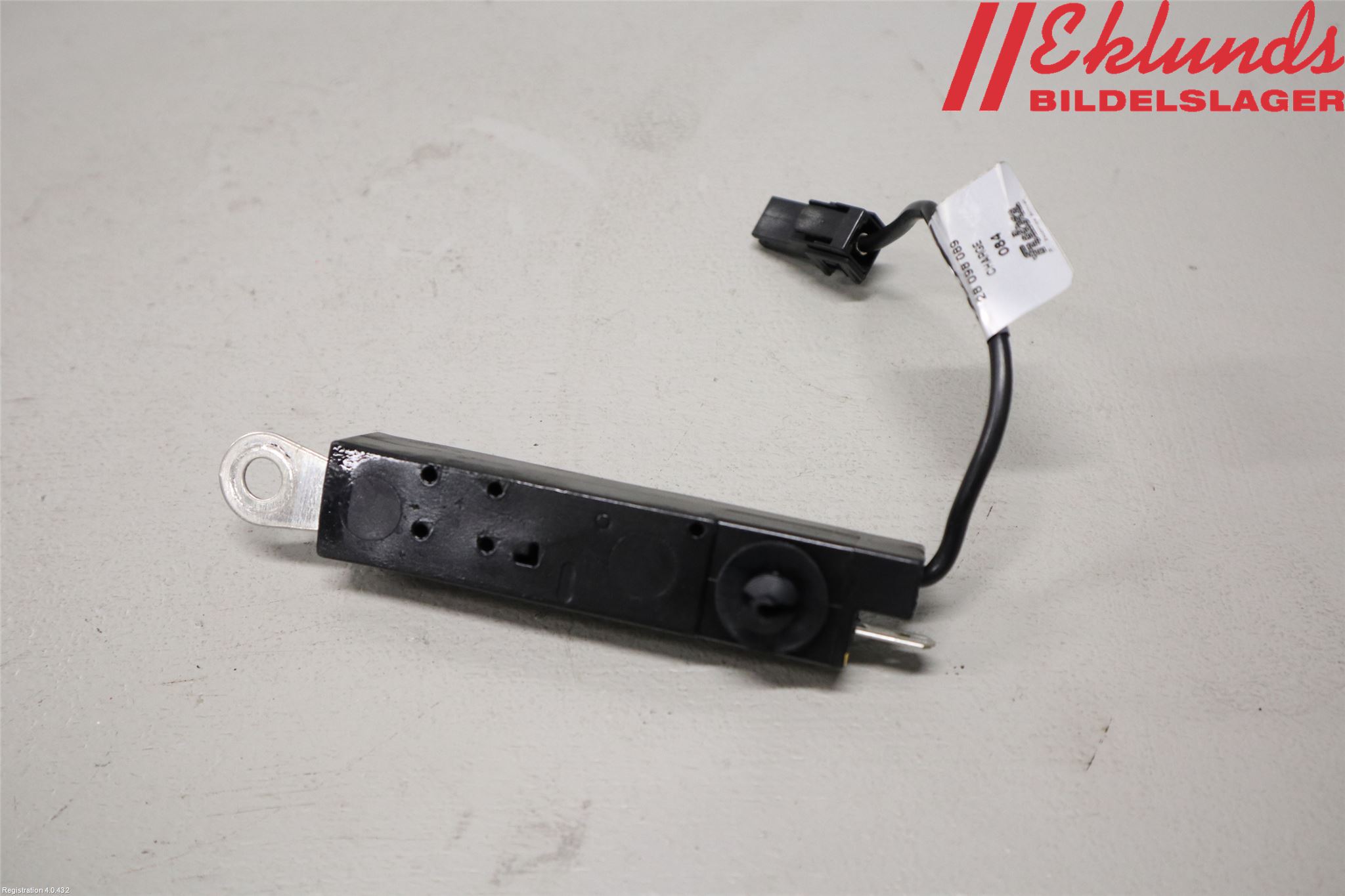 Mercedes-Benz MB E-KLASS (W212) 09-16 Antennförstärkare