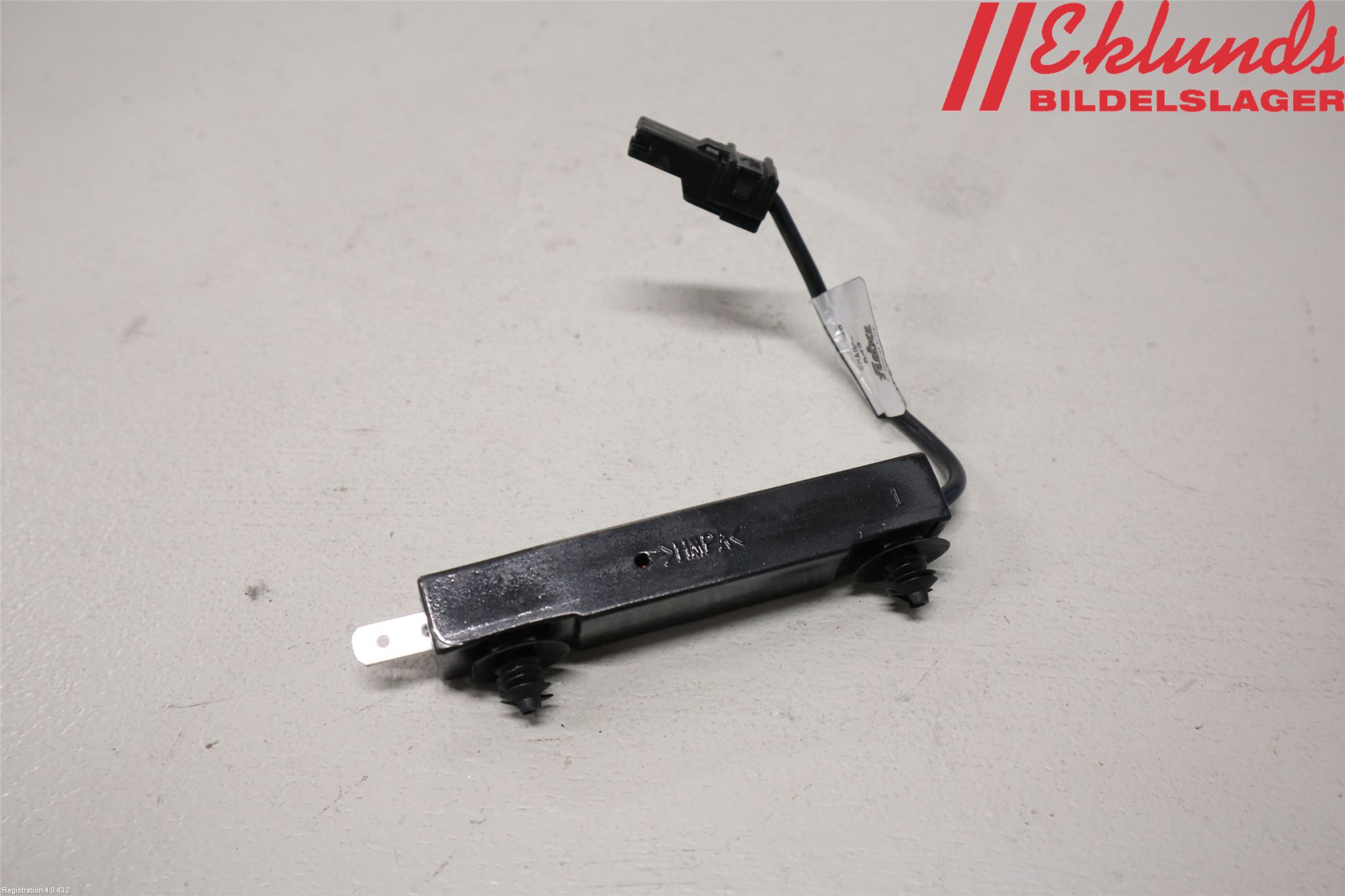 Mercedes-Benz MB E-KLASS (W212) 09-16 Antennförstärkare