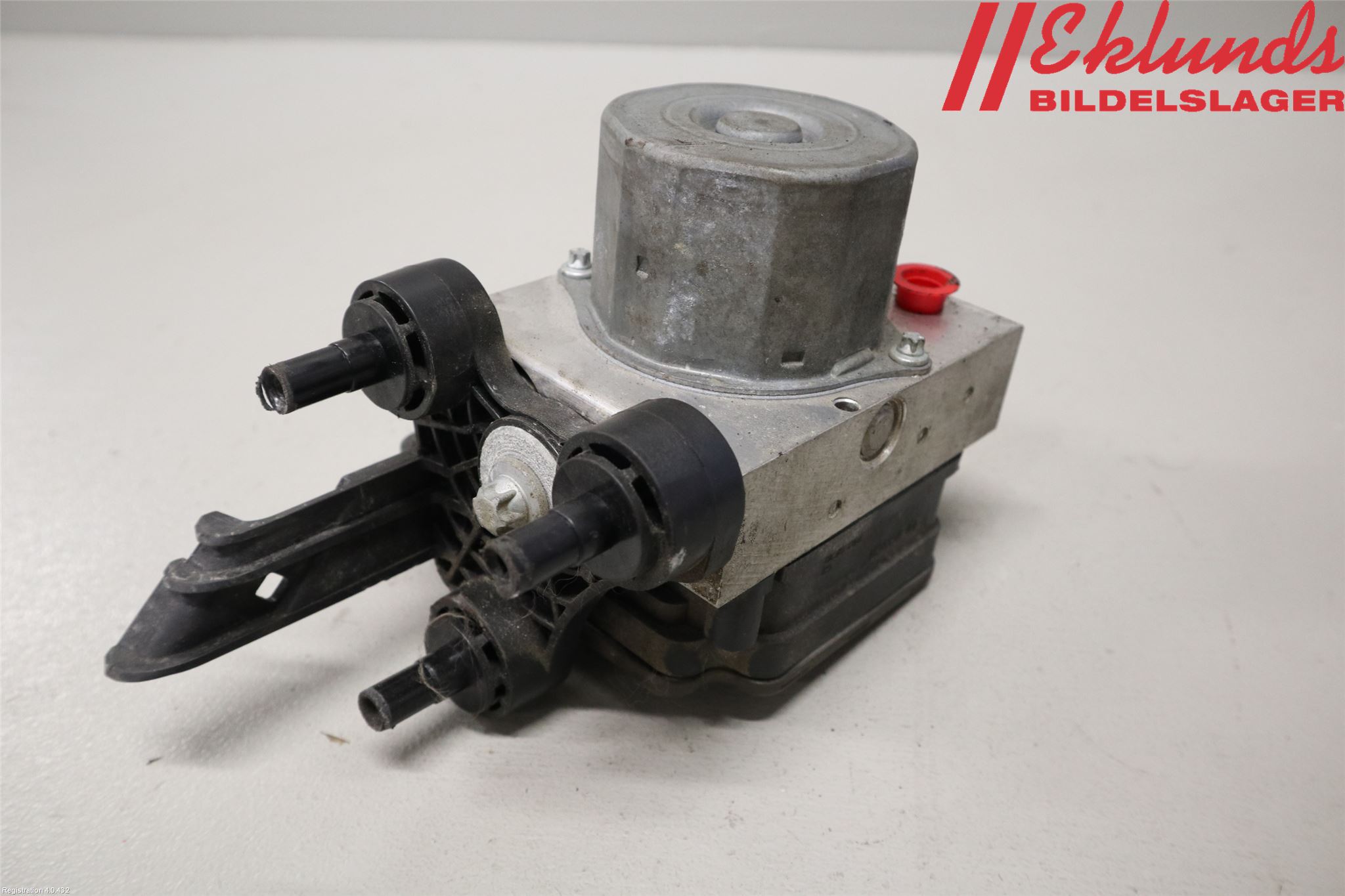 Mercedes-Benz MB E-KLASS (W212) 09-16 Abs Hydraulaggregat